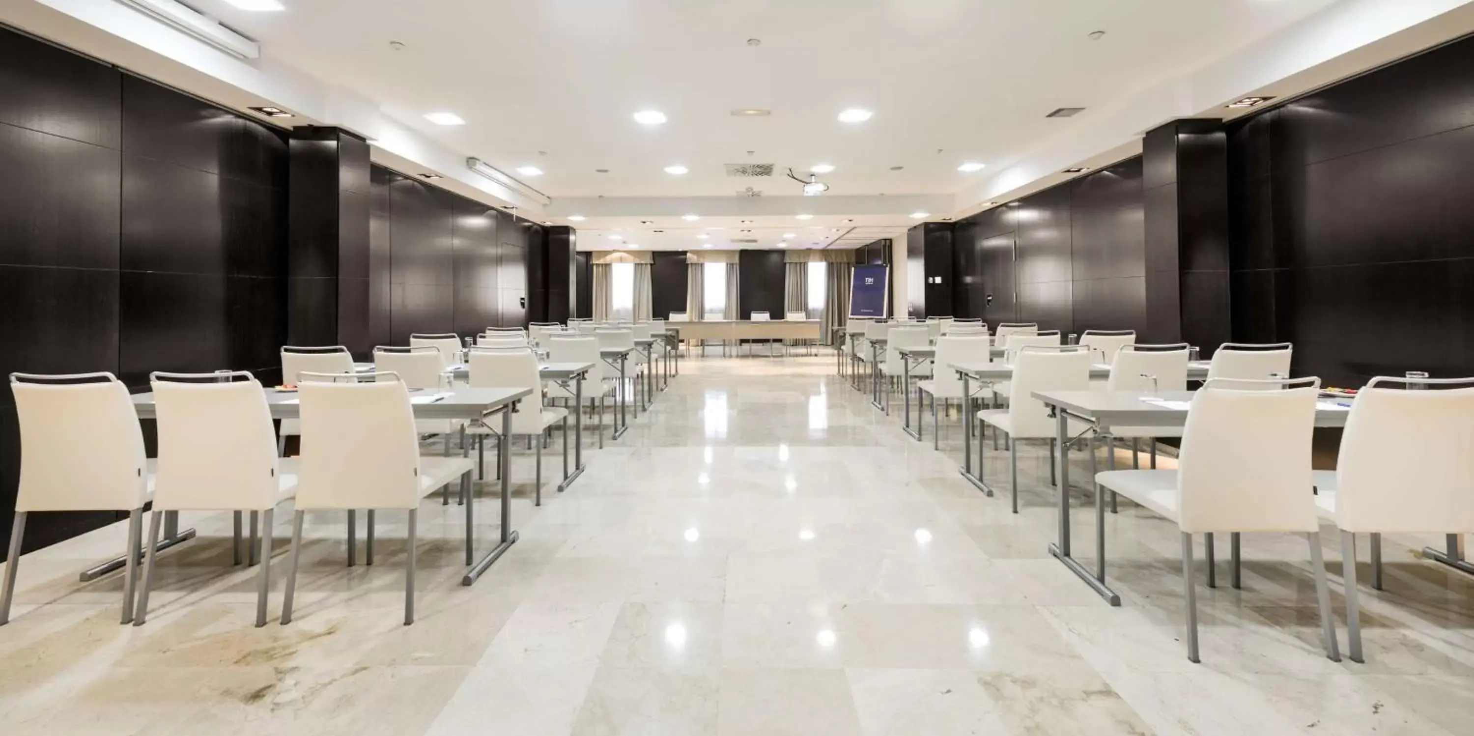 Meeting/conference room, Restaurant/Places to Eat in NH Madrid Principe de Vergara