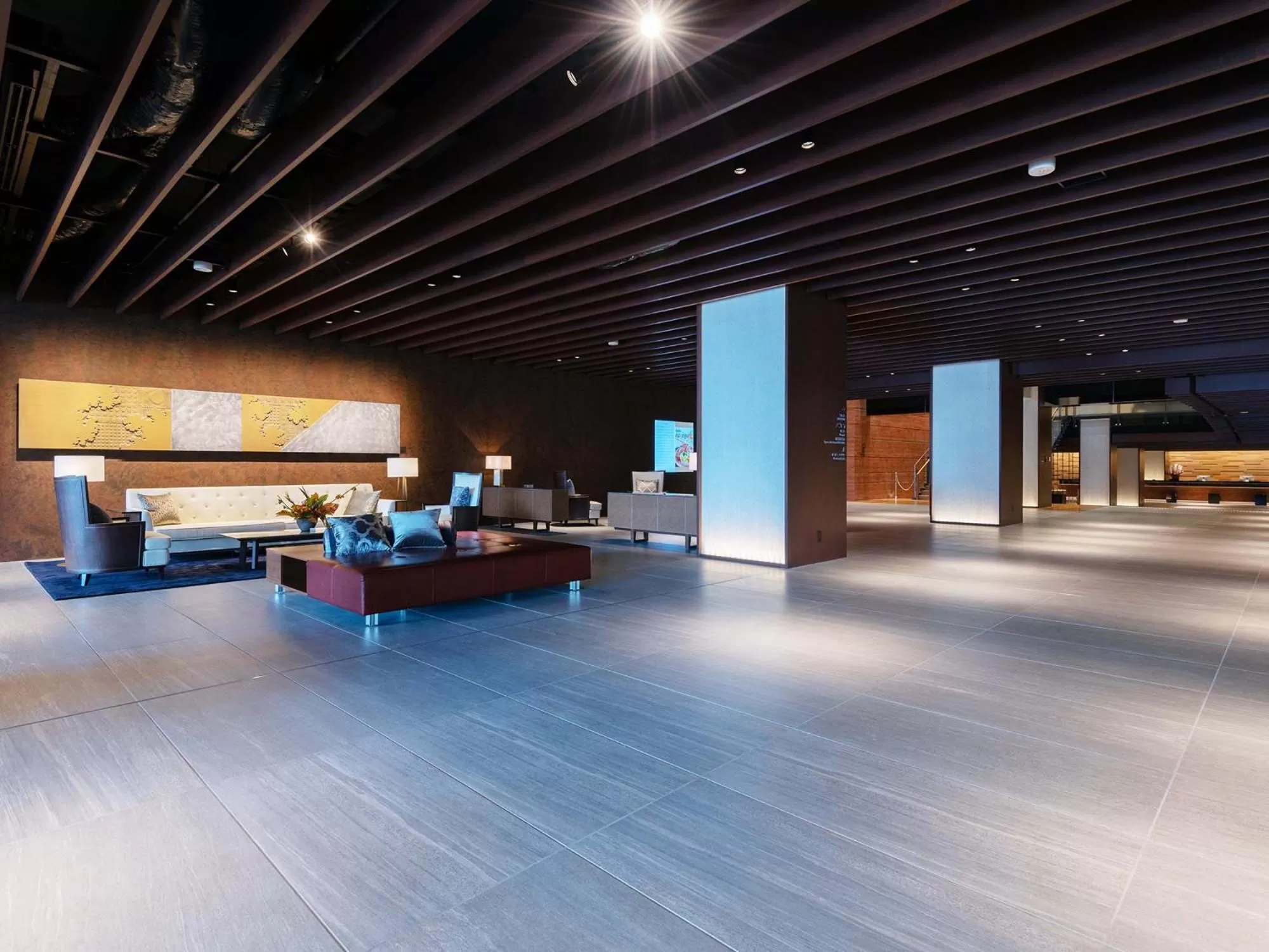 Lobby or reception in Hakodate Kokusai Hotel