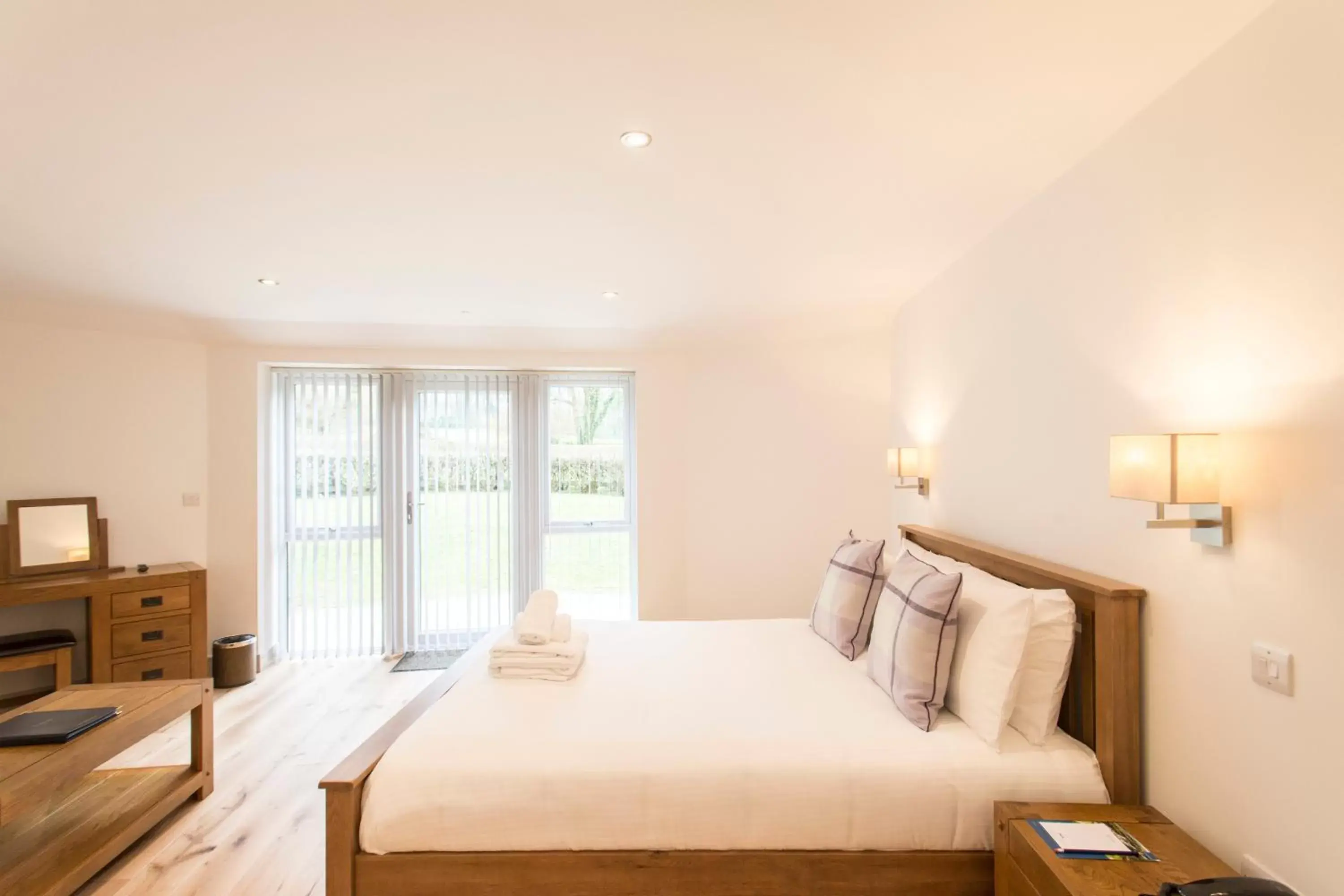 Bedroom, Bed in Tregenna Castle Resort