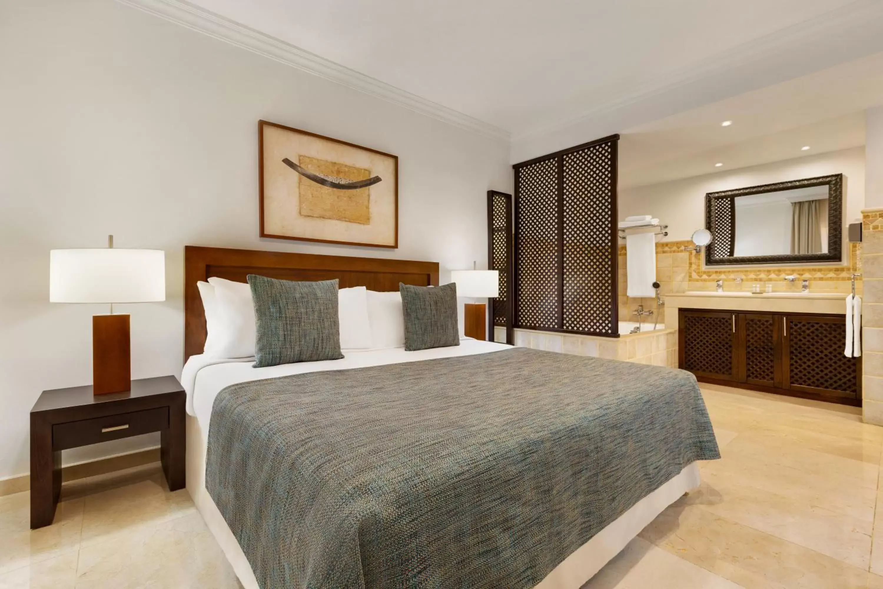 Superior Two-Bedroom Apartment with Hot Tub and Ocean View in Wyndham Residences Costa Adeje Superior Two-Bedroom Apartment with Hot Tub and Ocean View in Wyndham Residences Costa Adeje