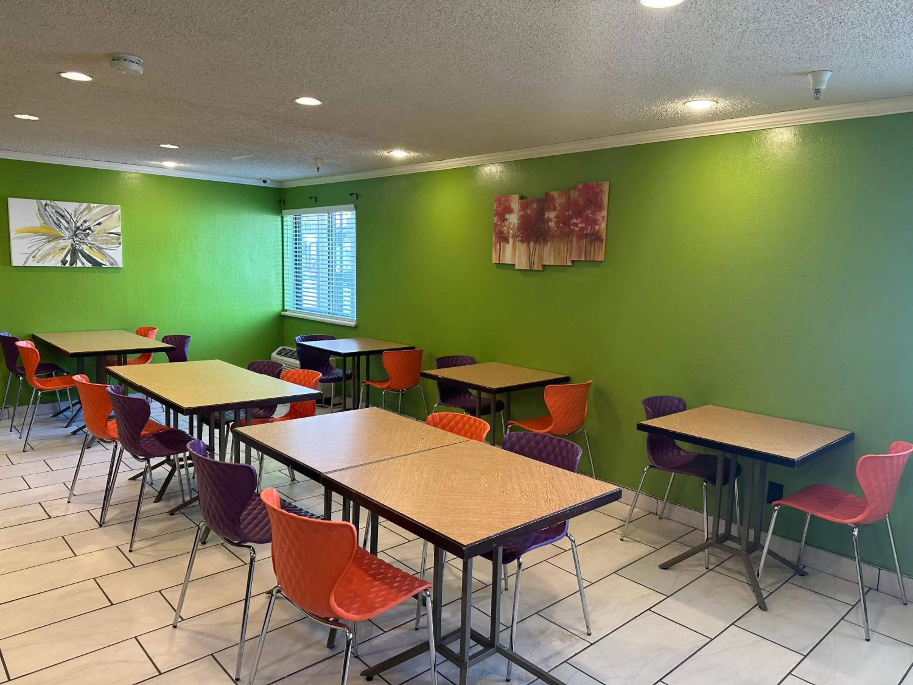 Breakfast, Restaurant/Places to Eat in La Quinta Inn by Wyndham Omaha Southwest