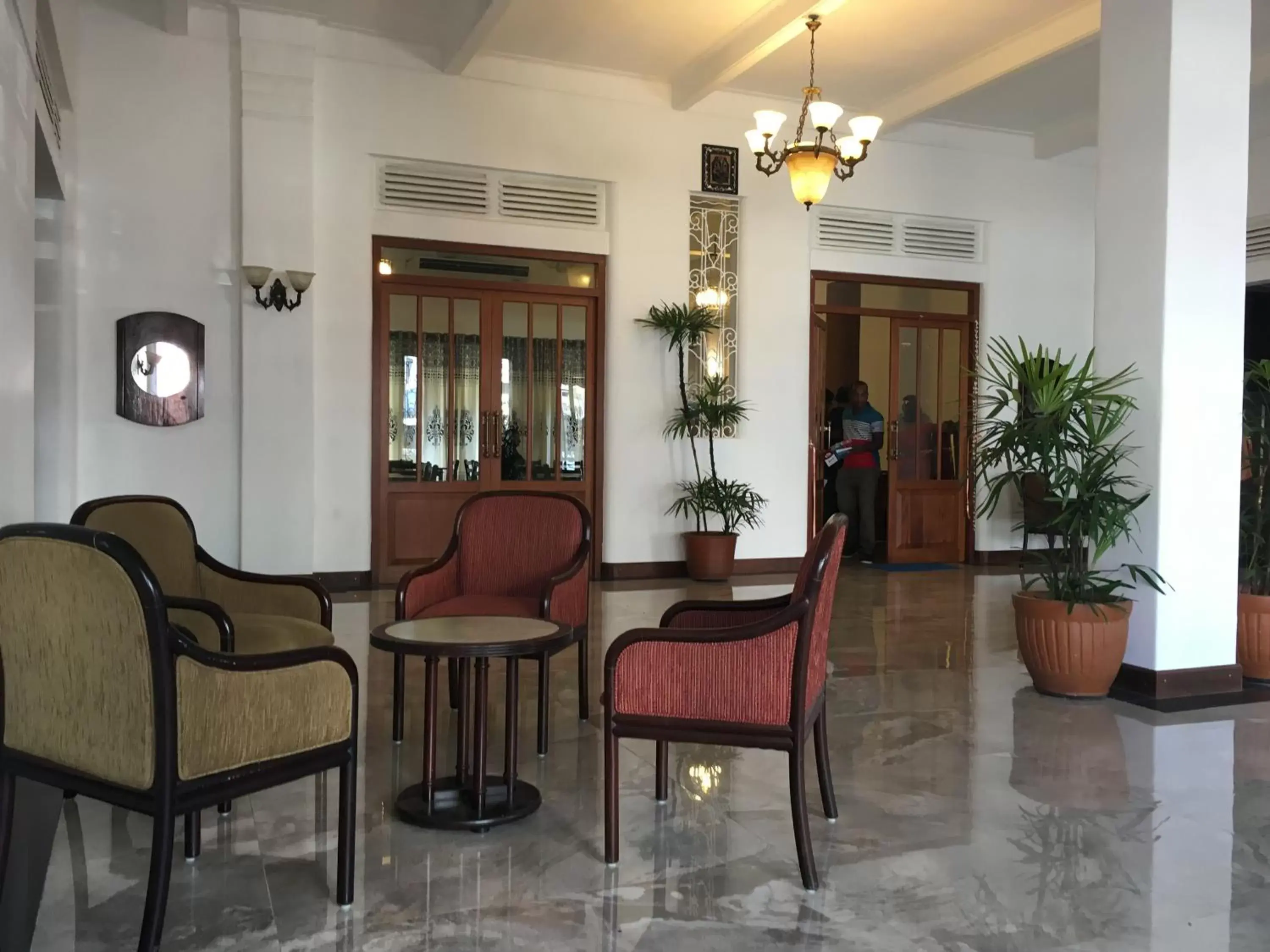 Restaurant/places to eat, Lobby/Reception in Shalimar Hotel