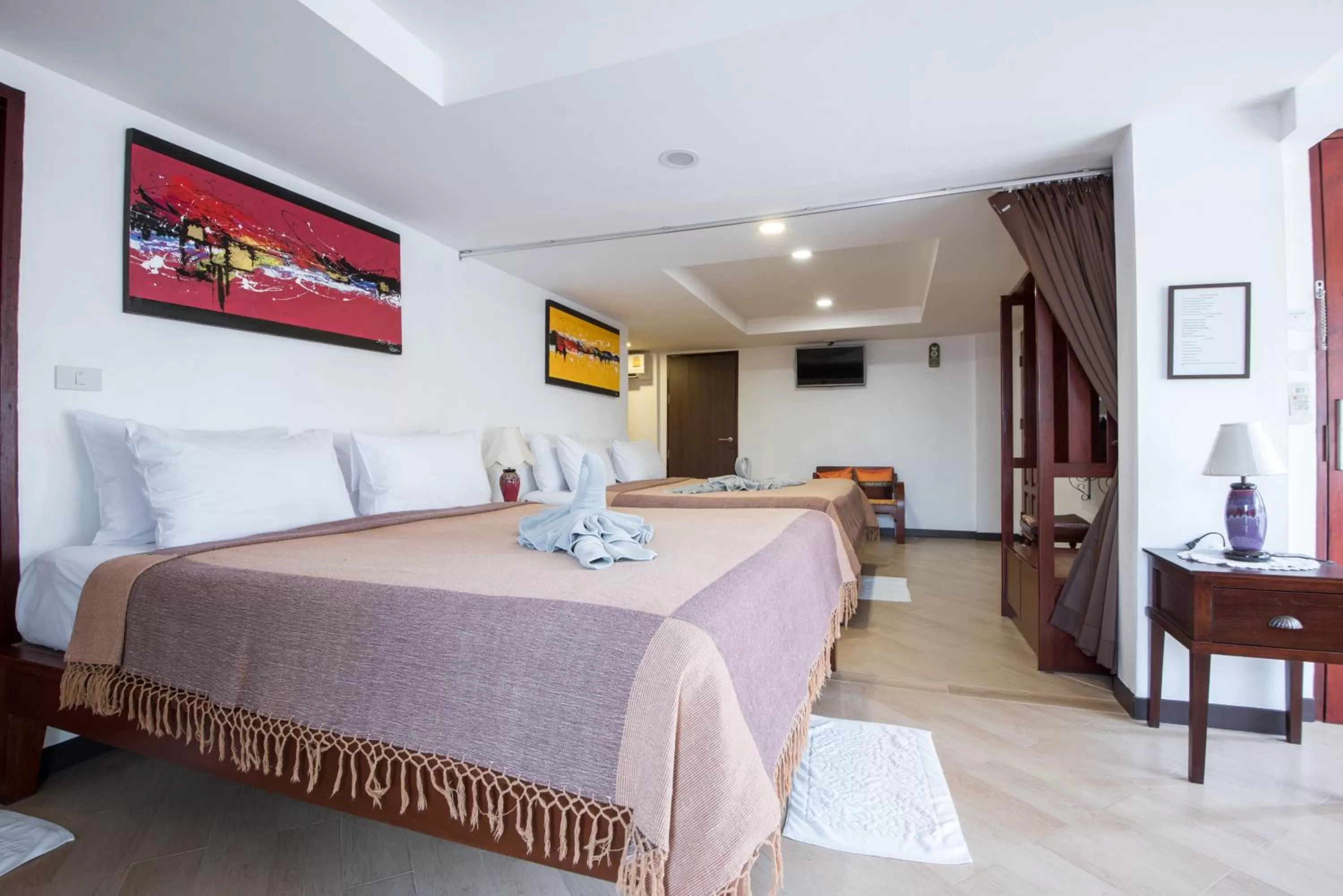 Living room, Bed in Chedi Home