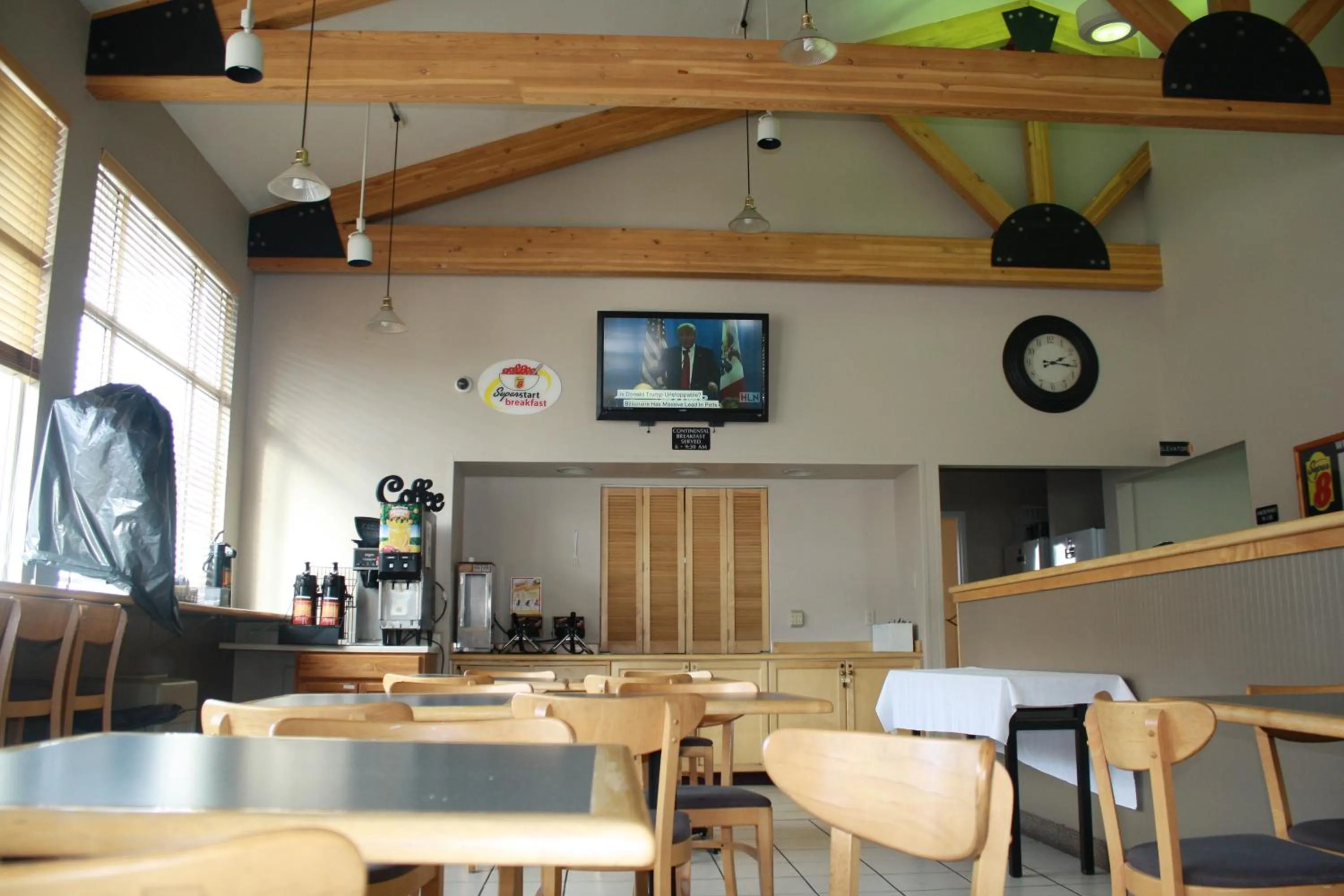 Breakfast in Super 8 by Wyndham Helena