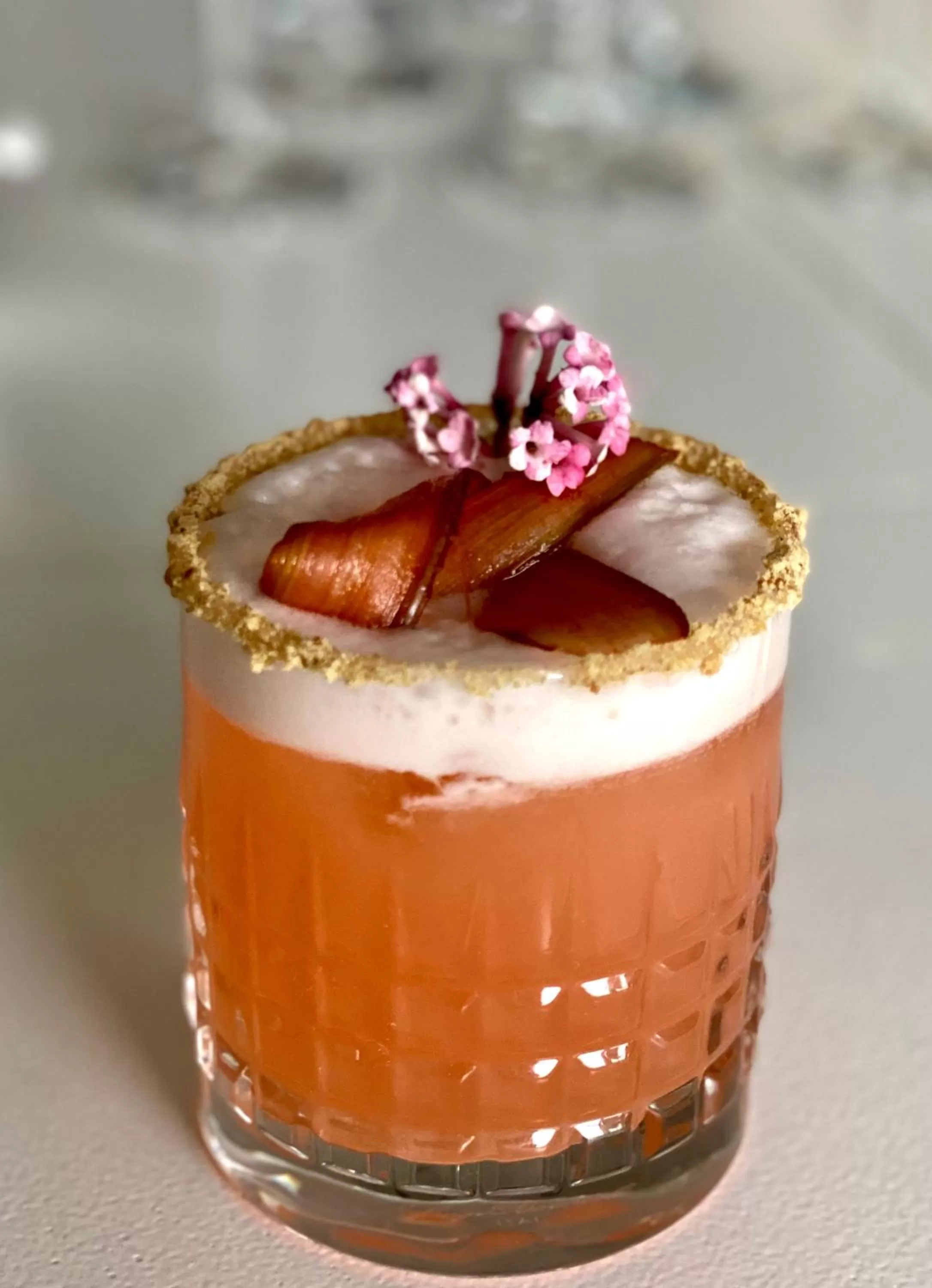 Drinks, Food in The General Tarleton