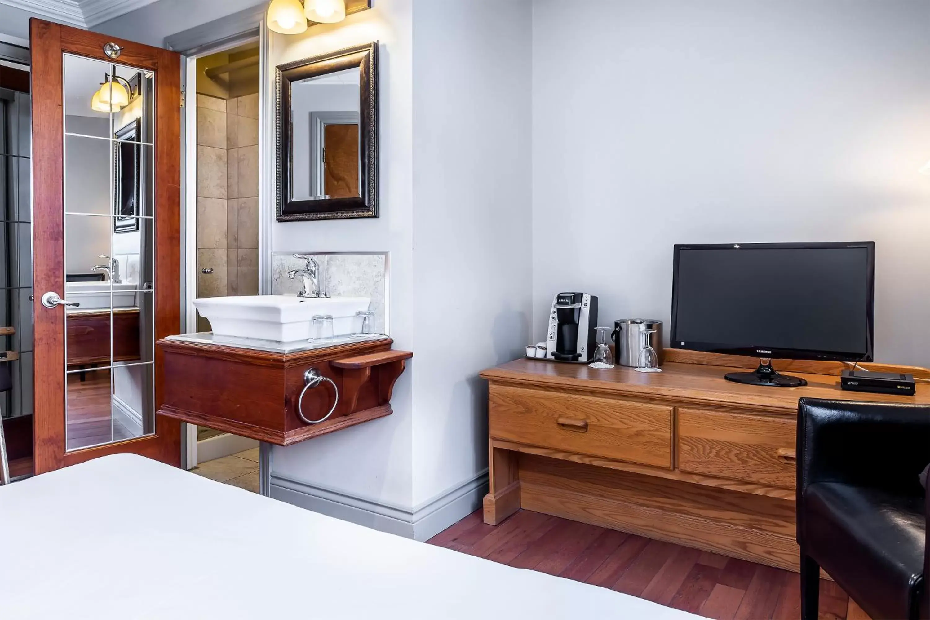 Bed in Hotel Maison du Général Bed in Hotel Maison du Général