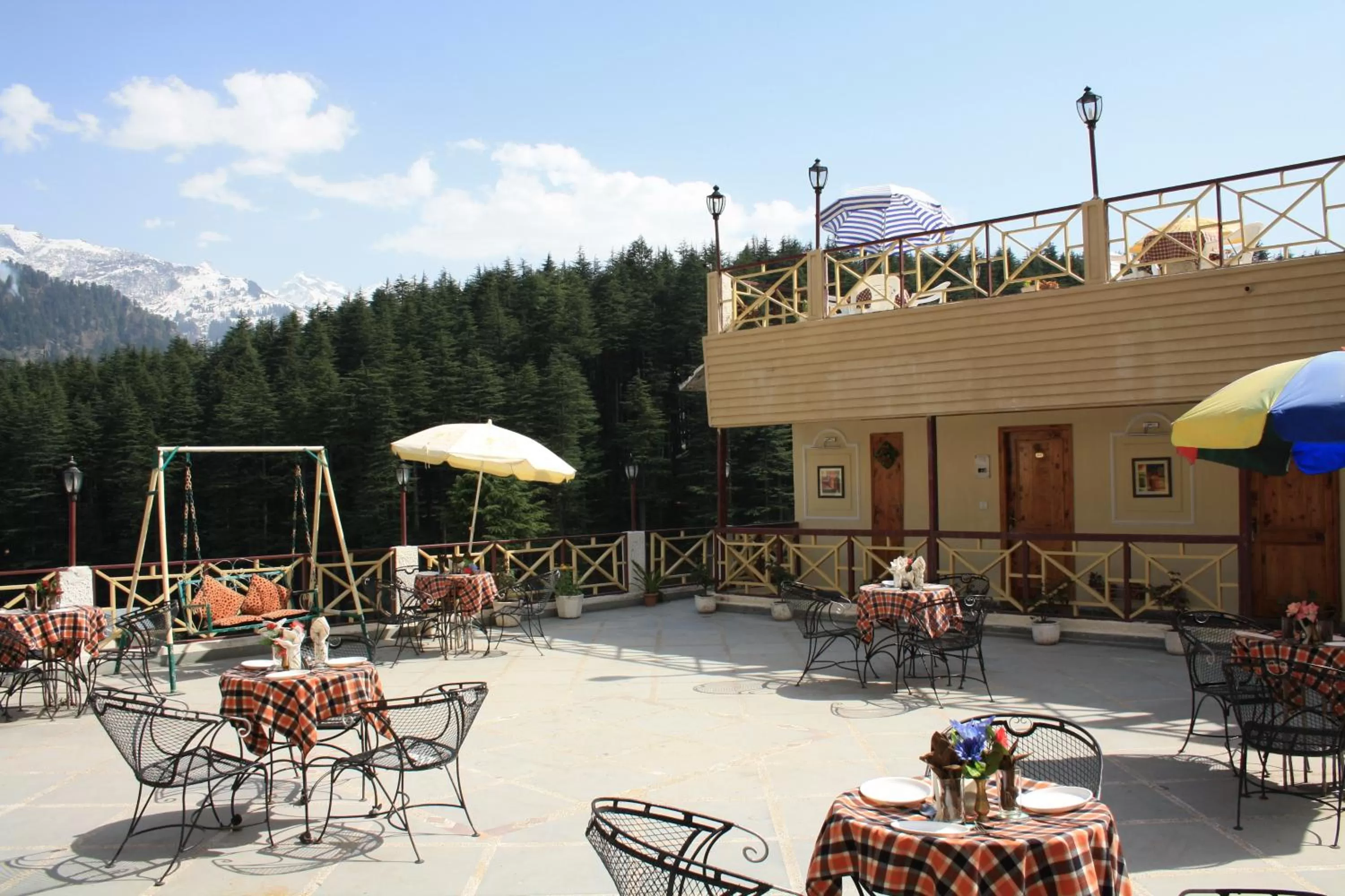Patio in Snow Valley Resorts & Spa Manali