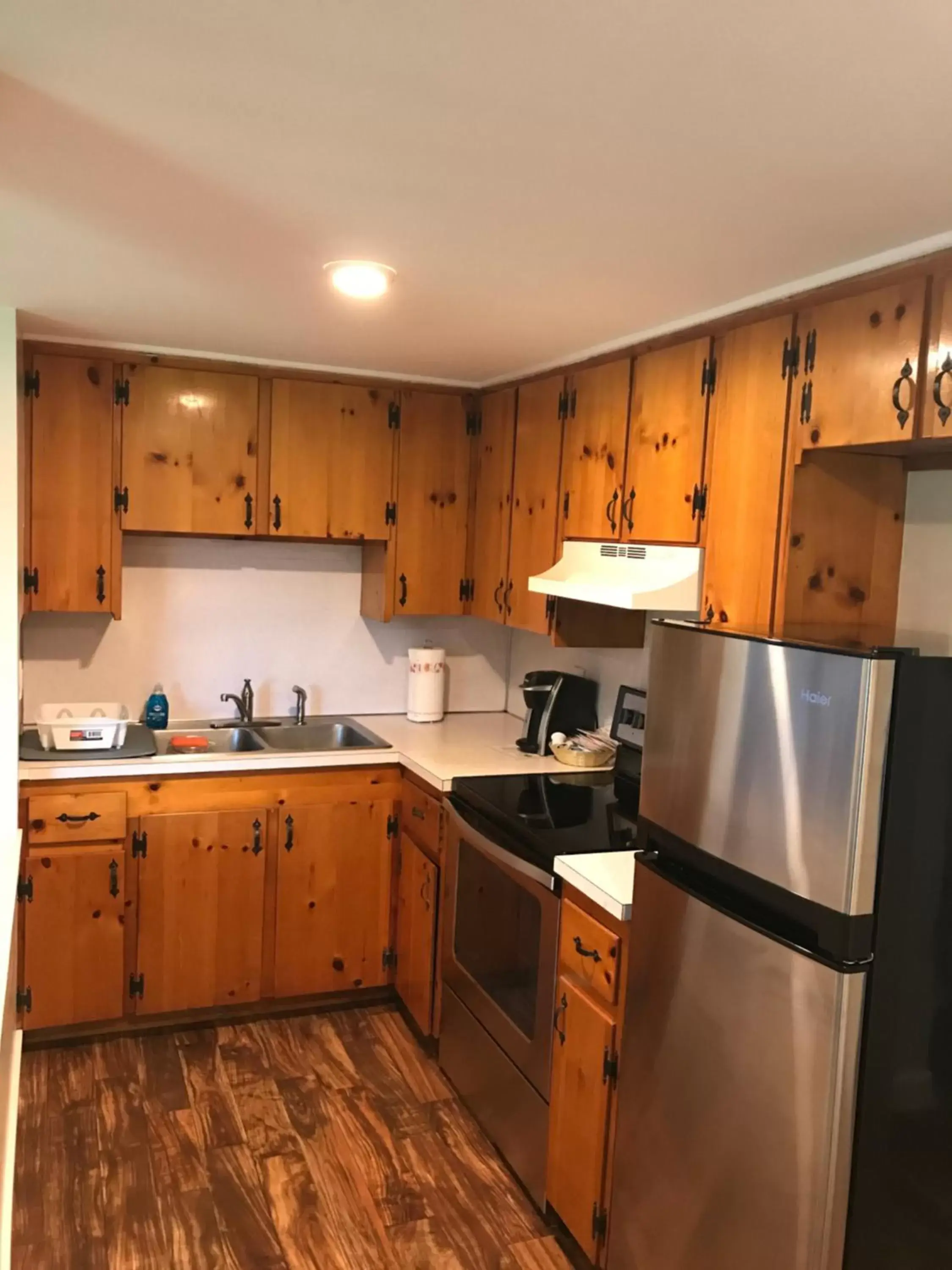 Kitchen/Kitchenette in Ledges By the Bay