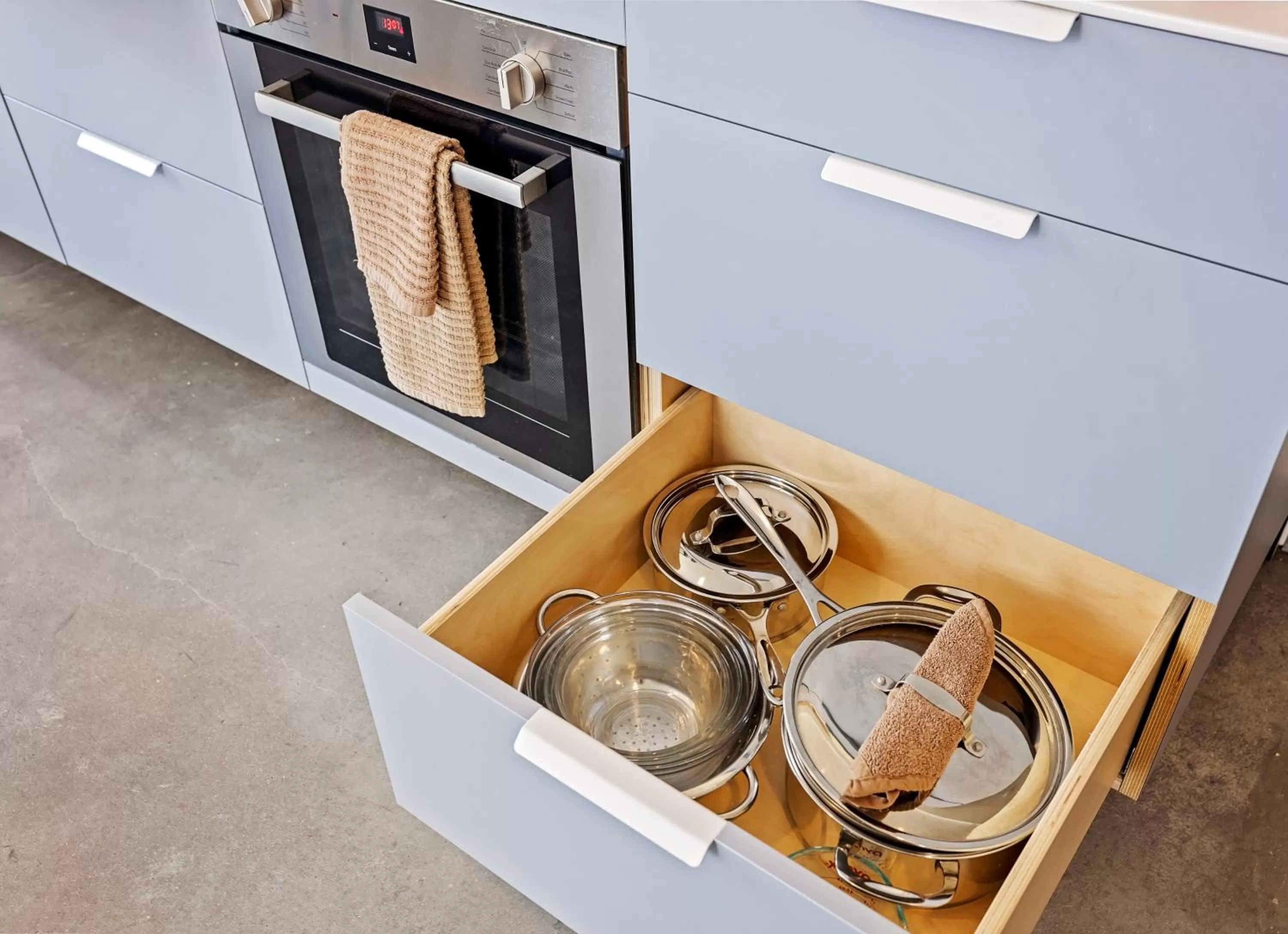 Kitchen or kitchenette in Placemakr Wedgewood-Houston - South Nashville