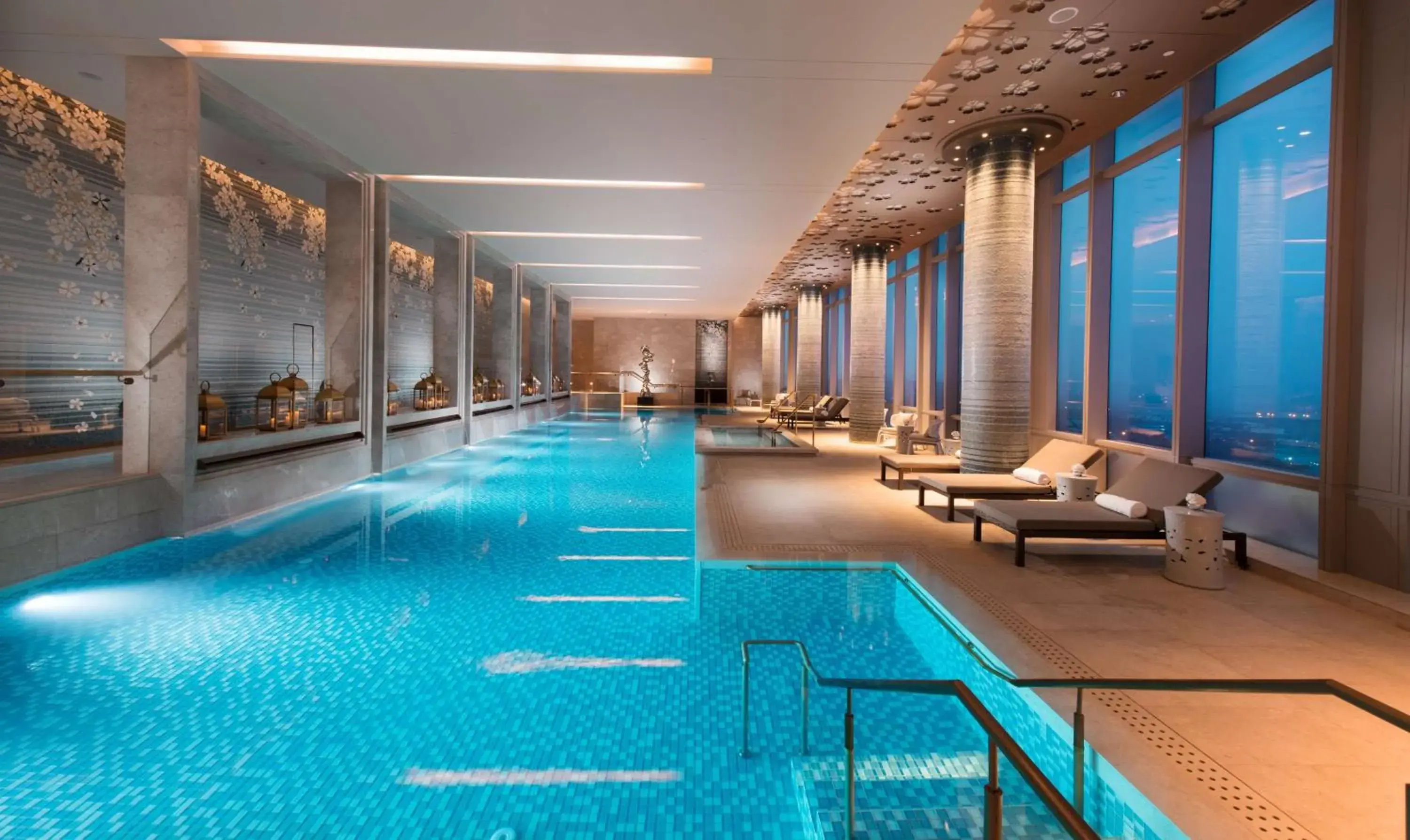 Pool view, Swimming Pool in Waldorf Astoria Chengdu