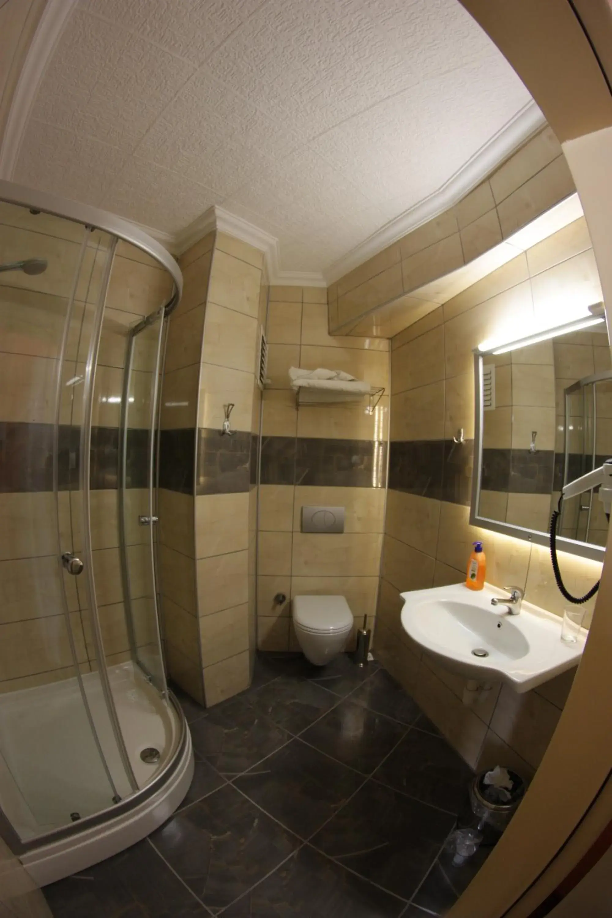 Photo of the whole room, Bathroom in Hotel Billurcu