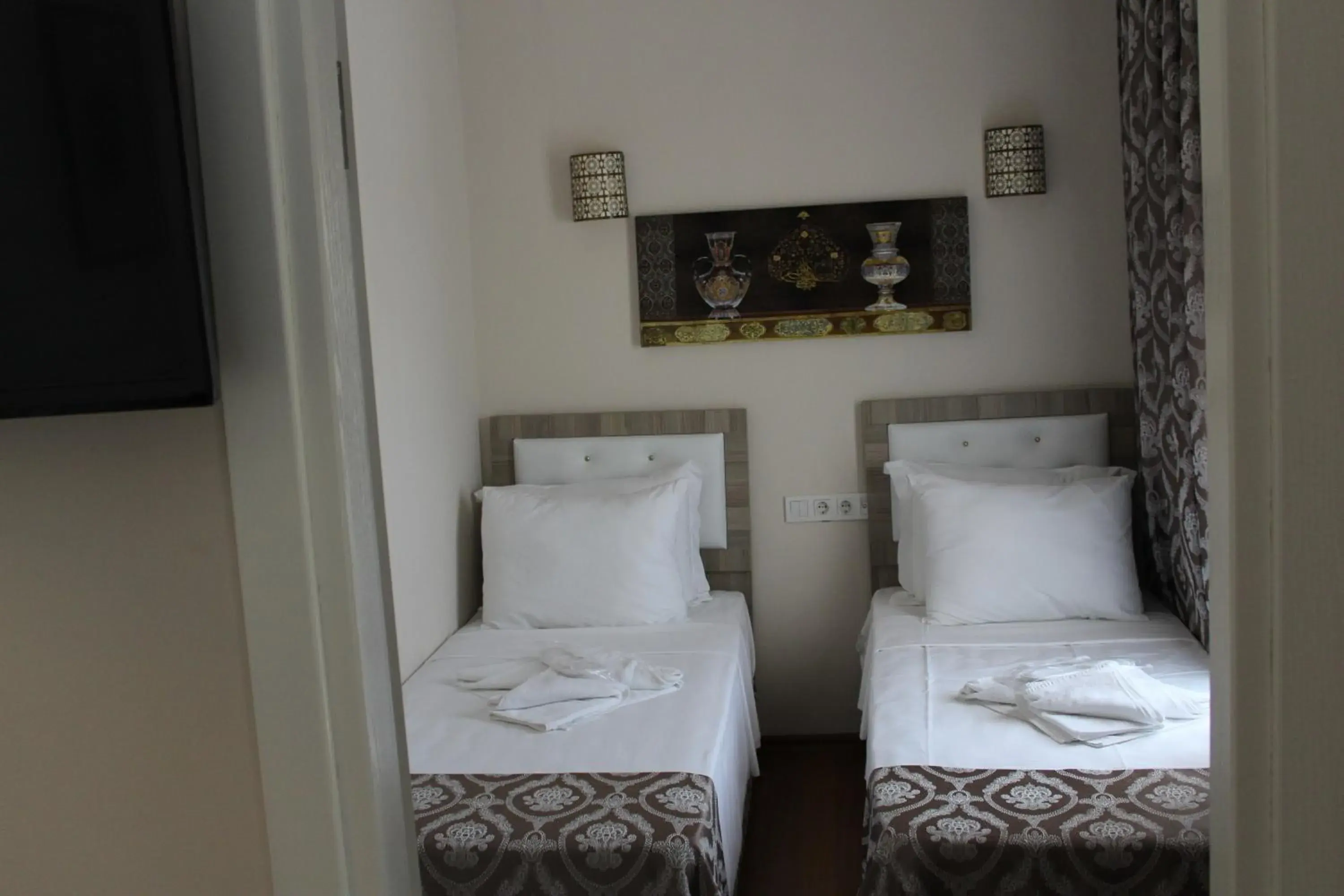 Bed in Ararat Hotel