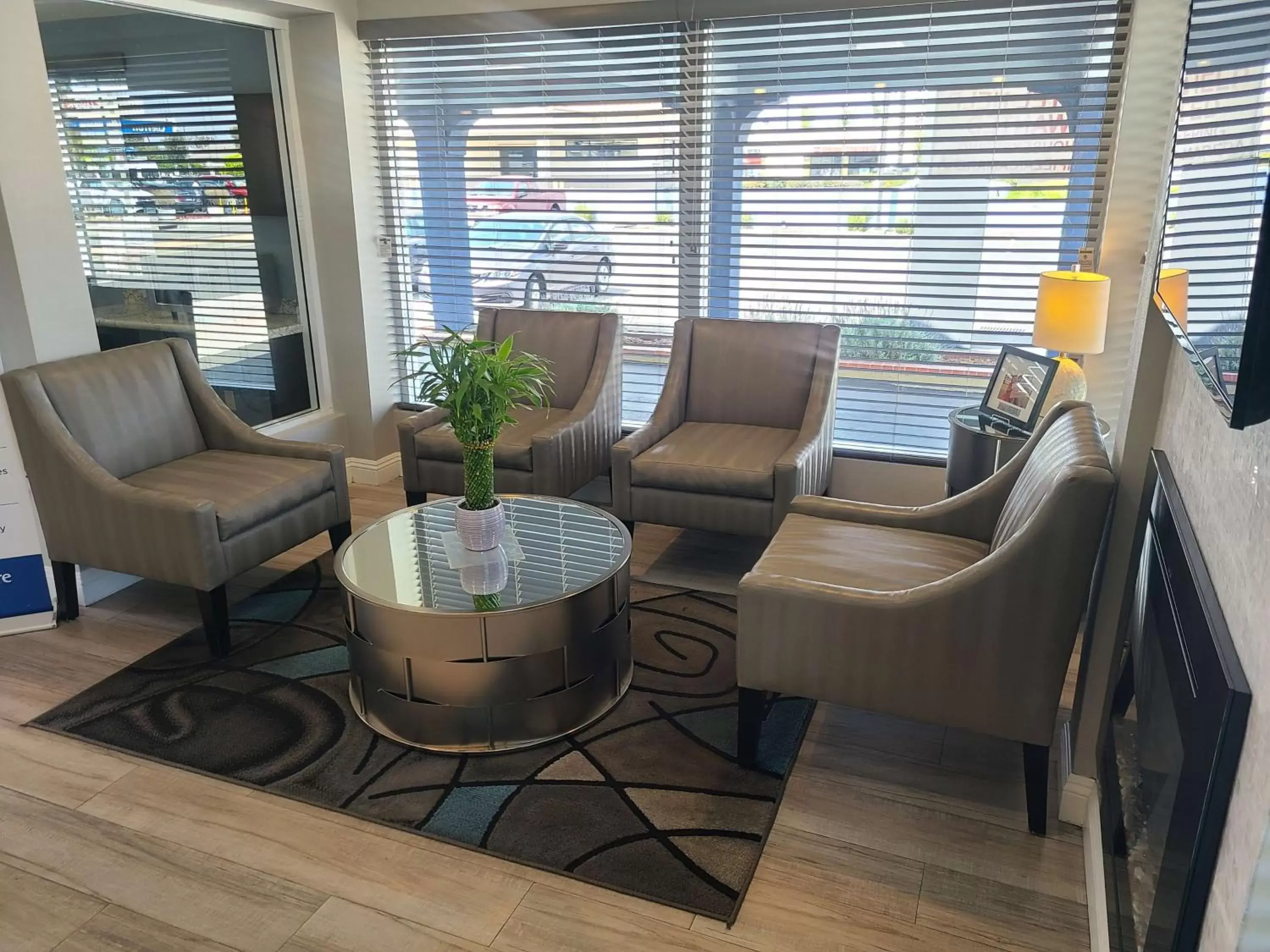 Lobby or reception, Seating Area in Best Western Orange Plaza