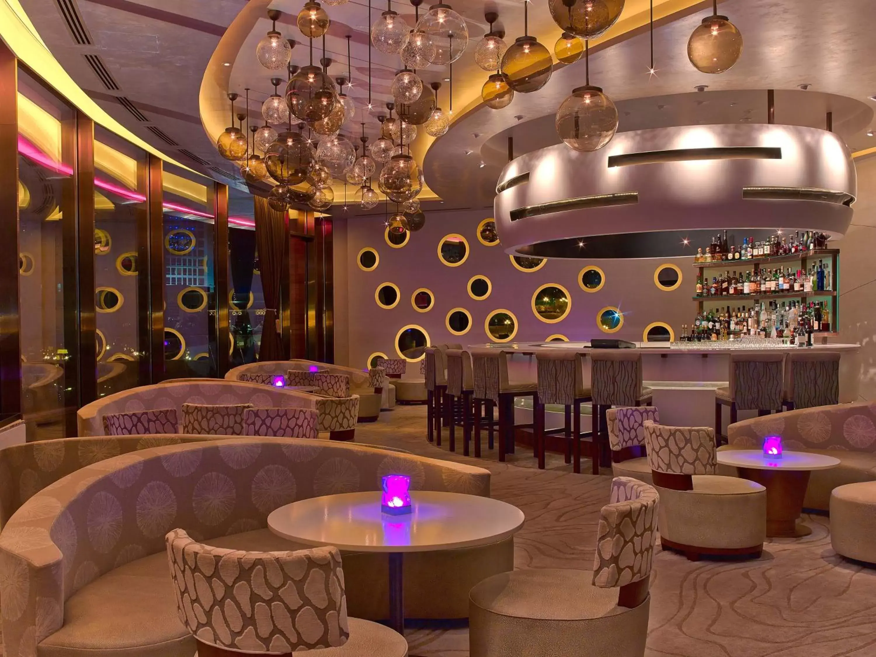 Restaurant/places to eat, Lounge/Bar in Four Seasons Hotel Doha