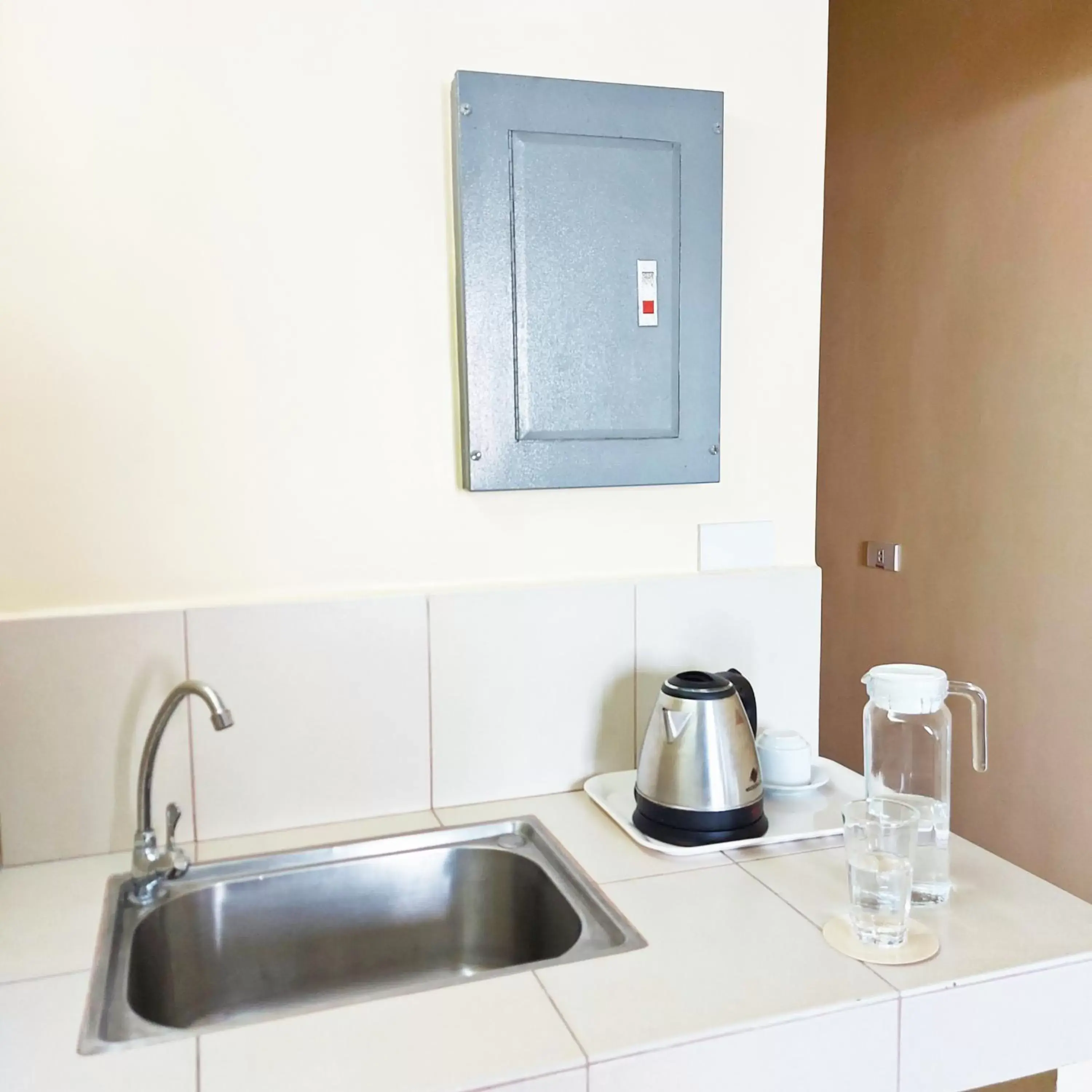 Coffee/tea facilities in airobedz MANILA - A Value Hotel Coffee/tea facilities in airobedz MANILA - A Value Hotel