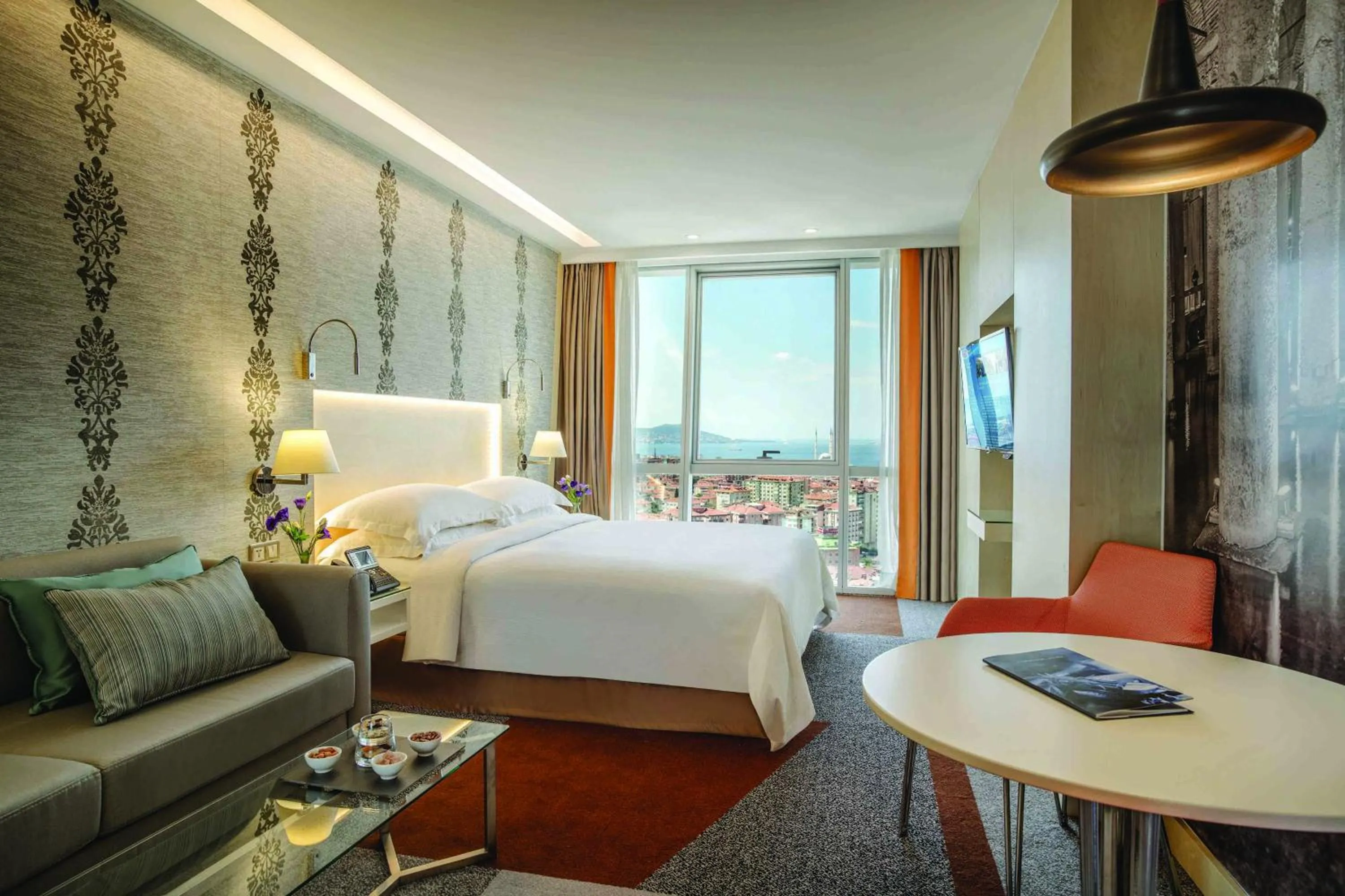 Shower, Bed in Tango Arjaan by Rotana Istanbul Asia