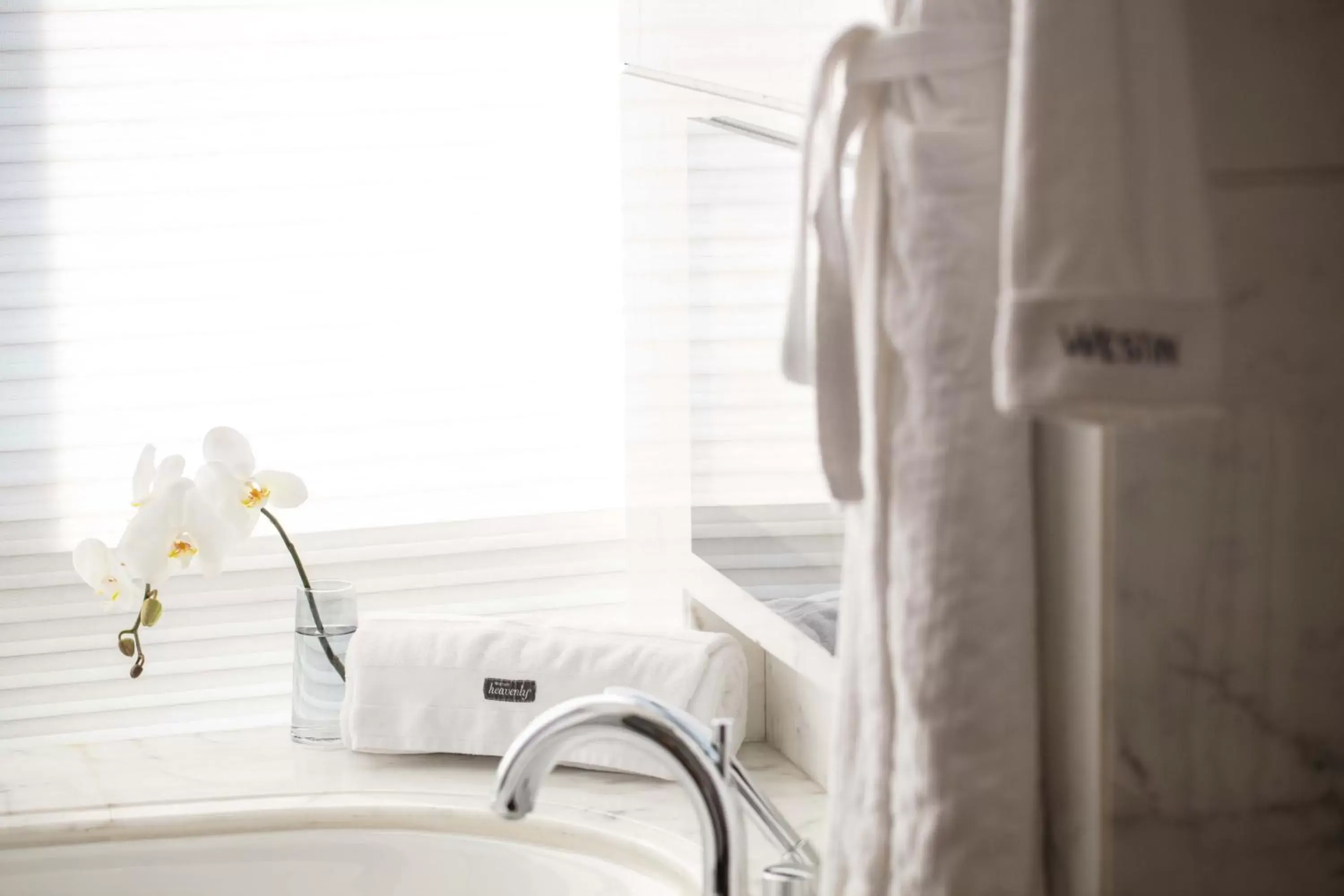 Bath, Bathroom in The Westin Nanjing Xuanwu Lake