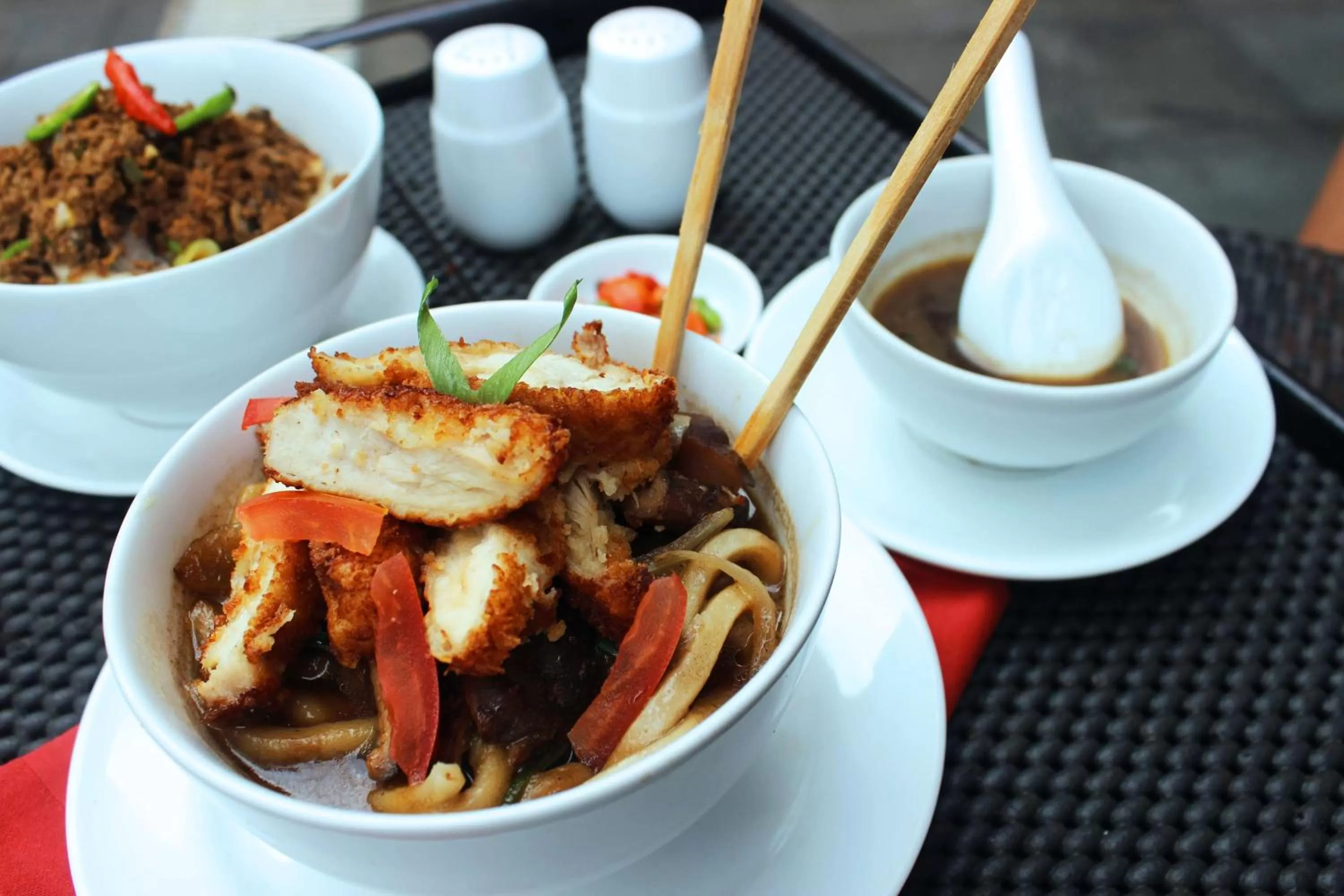 Restaurant/places to eat in BW Kemayoran Hotel & Convention Powered by Archipelago