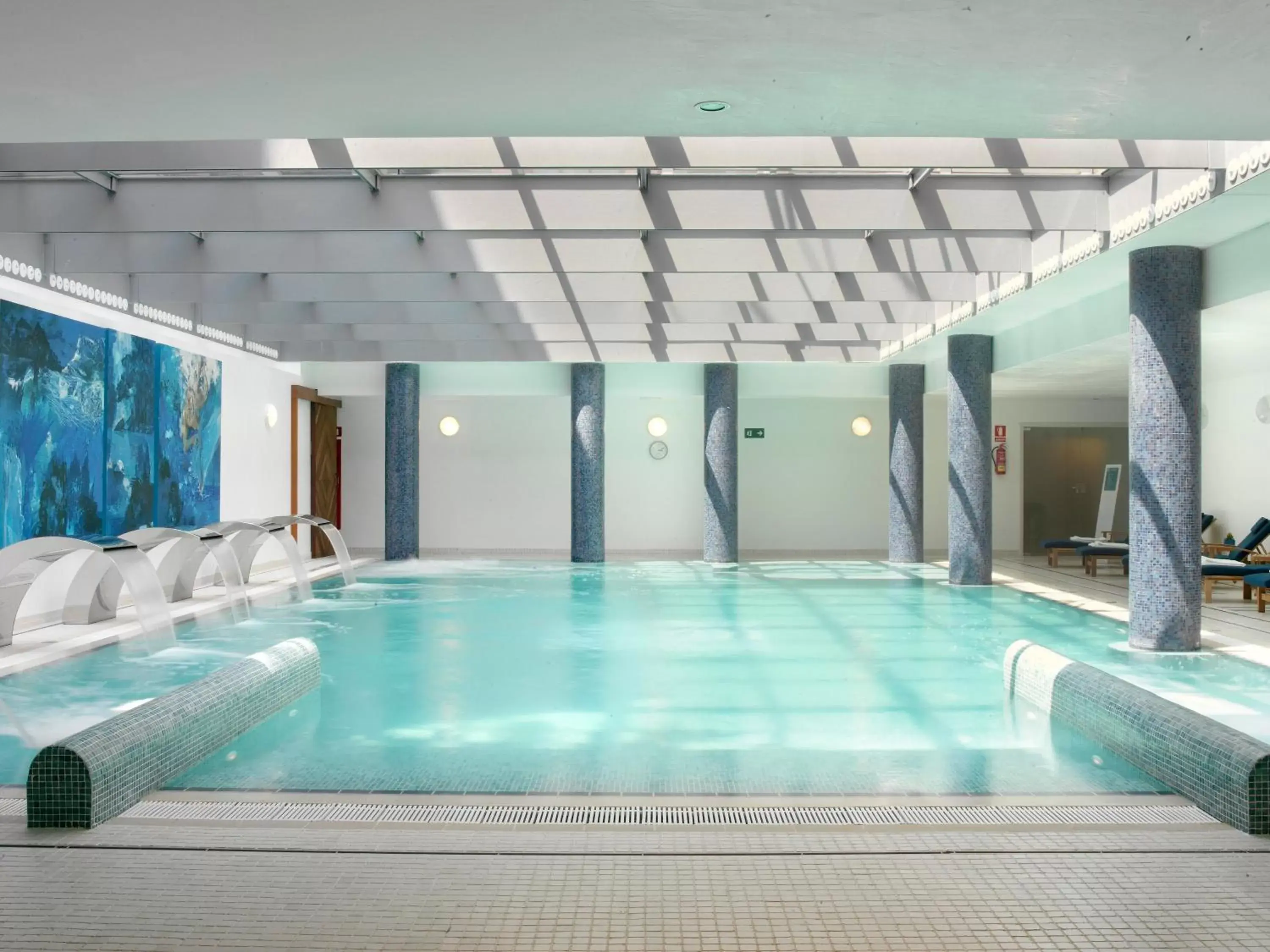 Swimming Pool in Hotel Blancafort Spa Termal