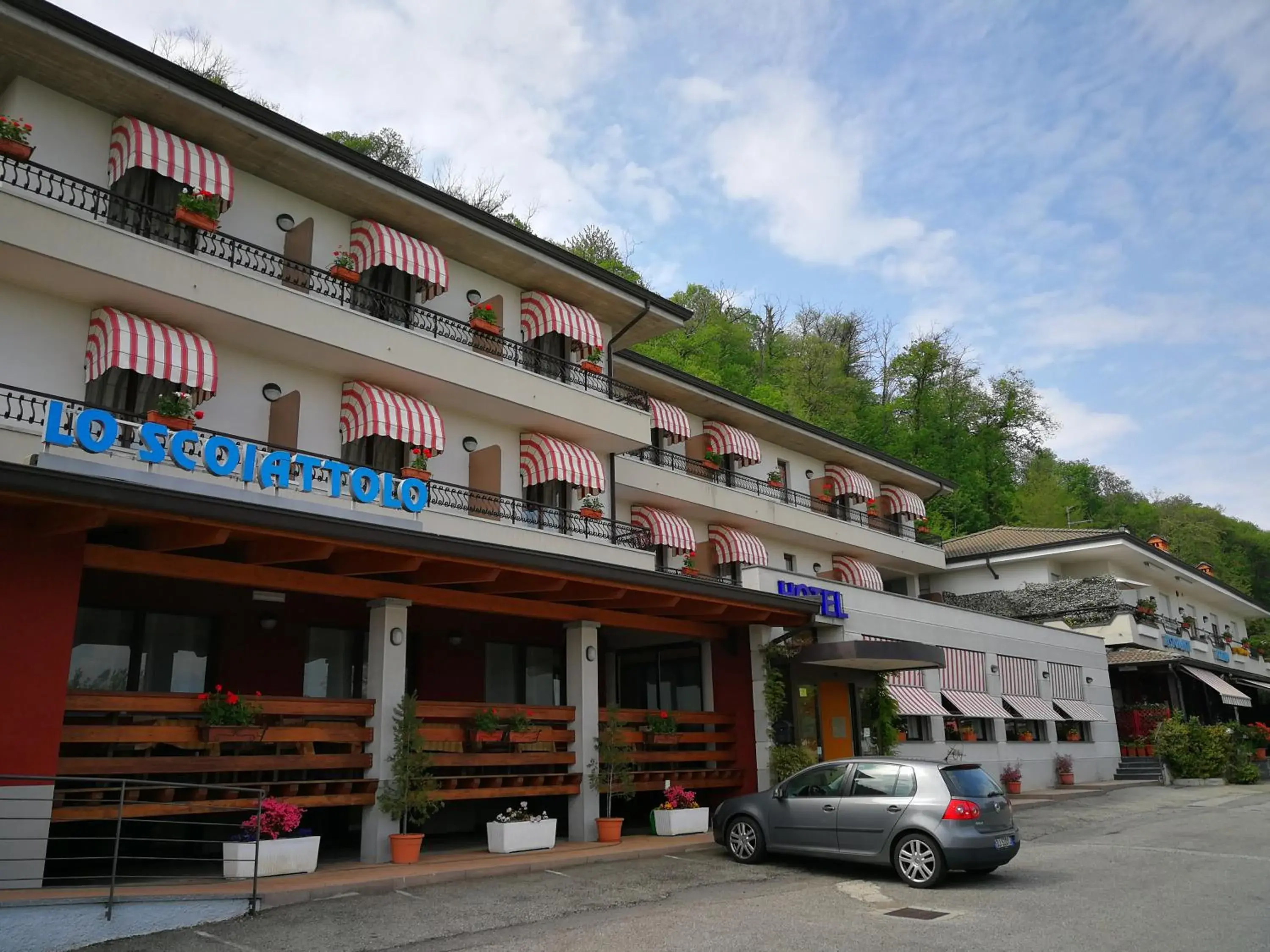 Facade/entrance, Property Building in Lo Scoiattolo