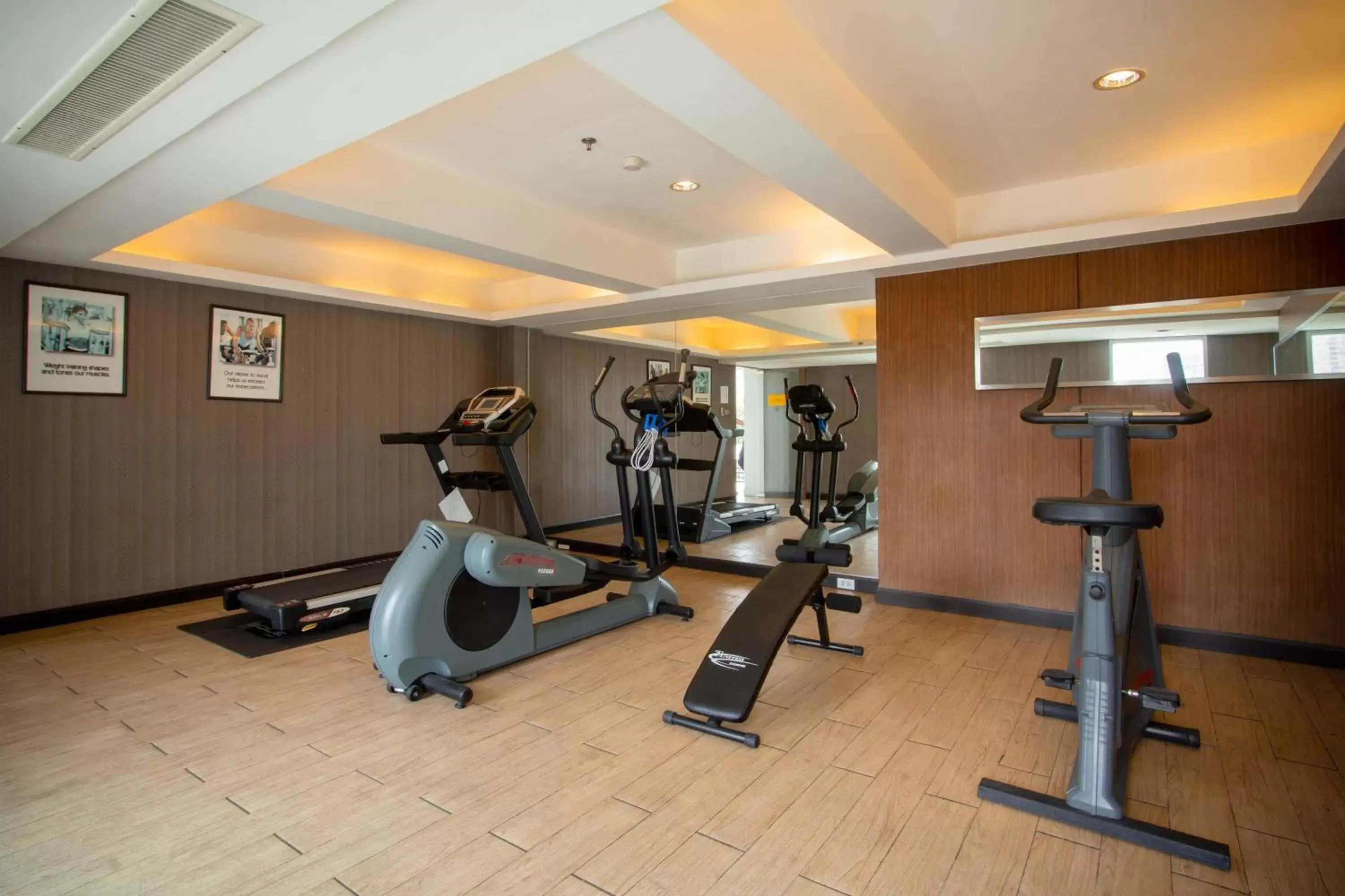Fitness centre/facilities, Fitness Center/Facilities in Lily Hotel Bangkok