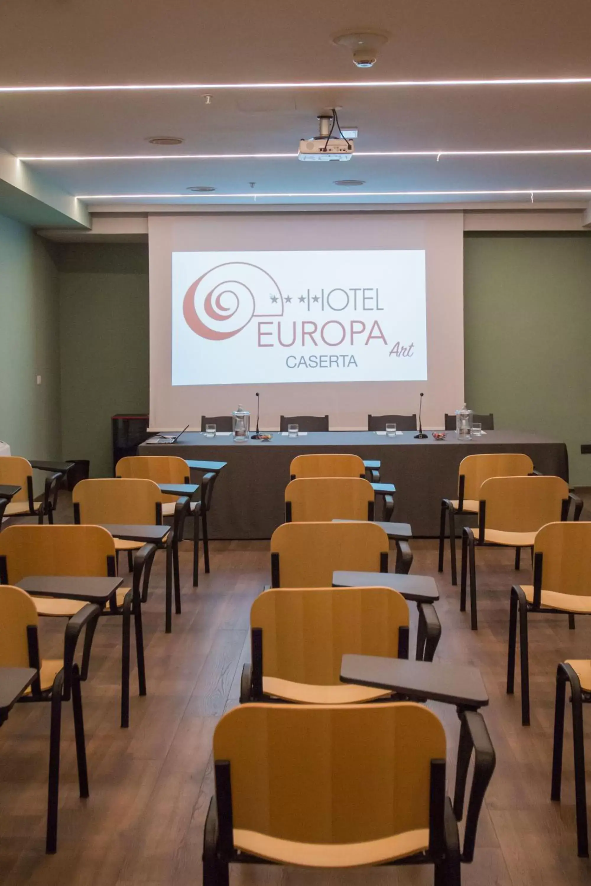 Business facilities in Hotel Europa Art Caserta