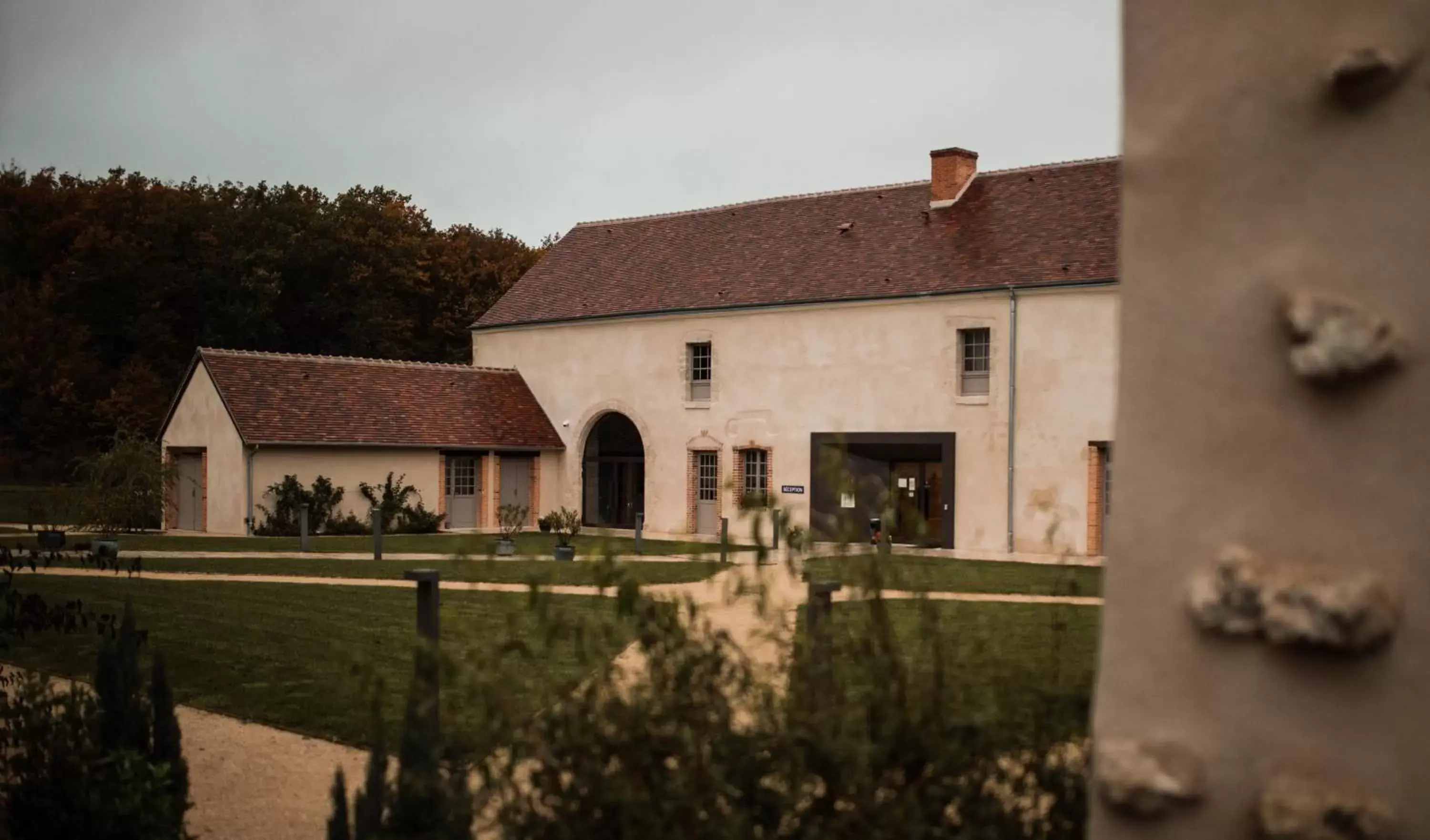 Garden, Property Building in Le Prieuré de Boulogne