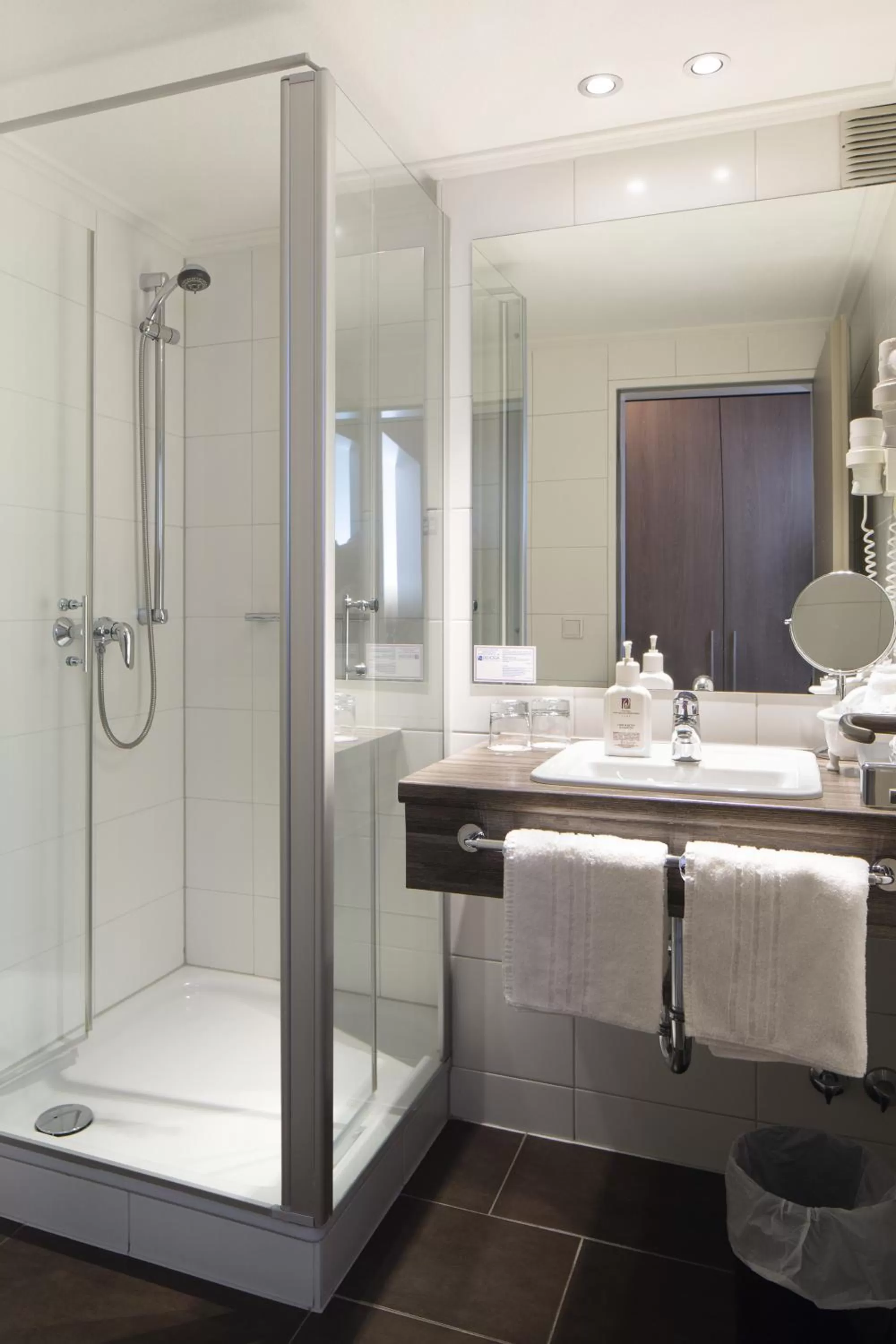 Bathroom in Hotel am Schlosspark garni