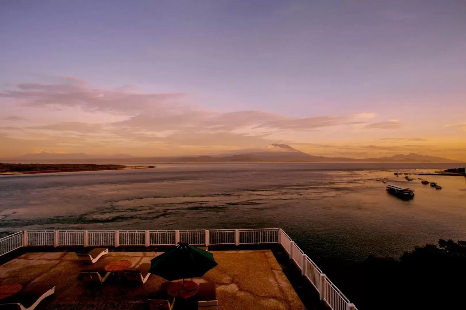 Sea view in Samuh Sunset Hotel