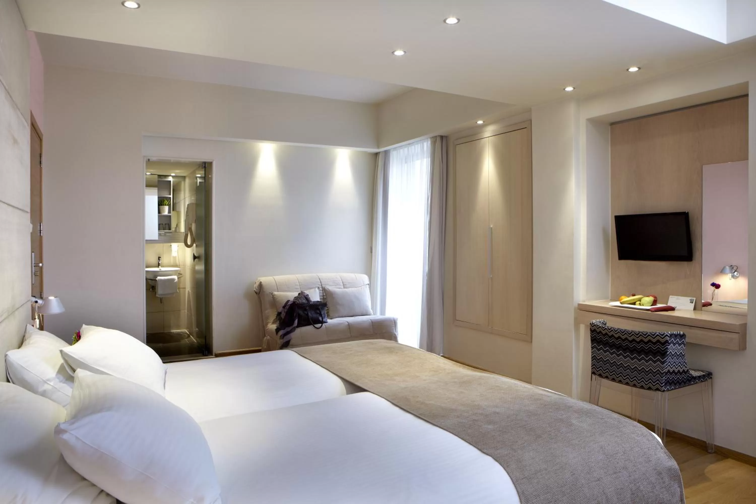 Standard Room - Disability Access in Domotel Olympia