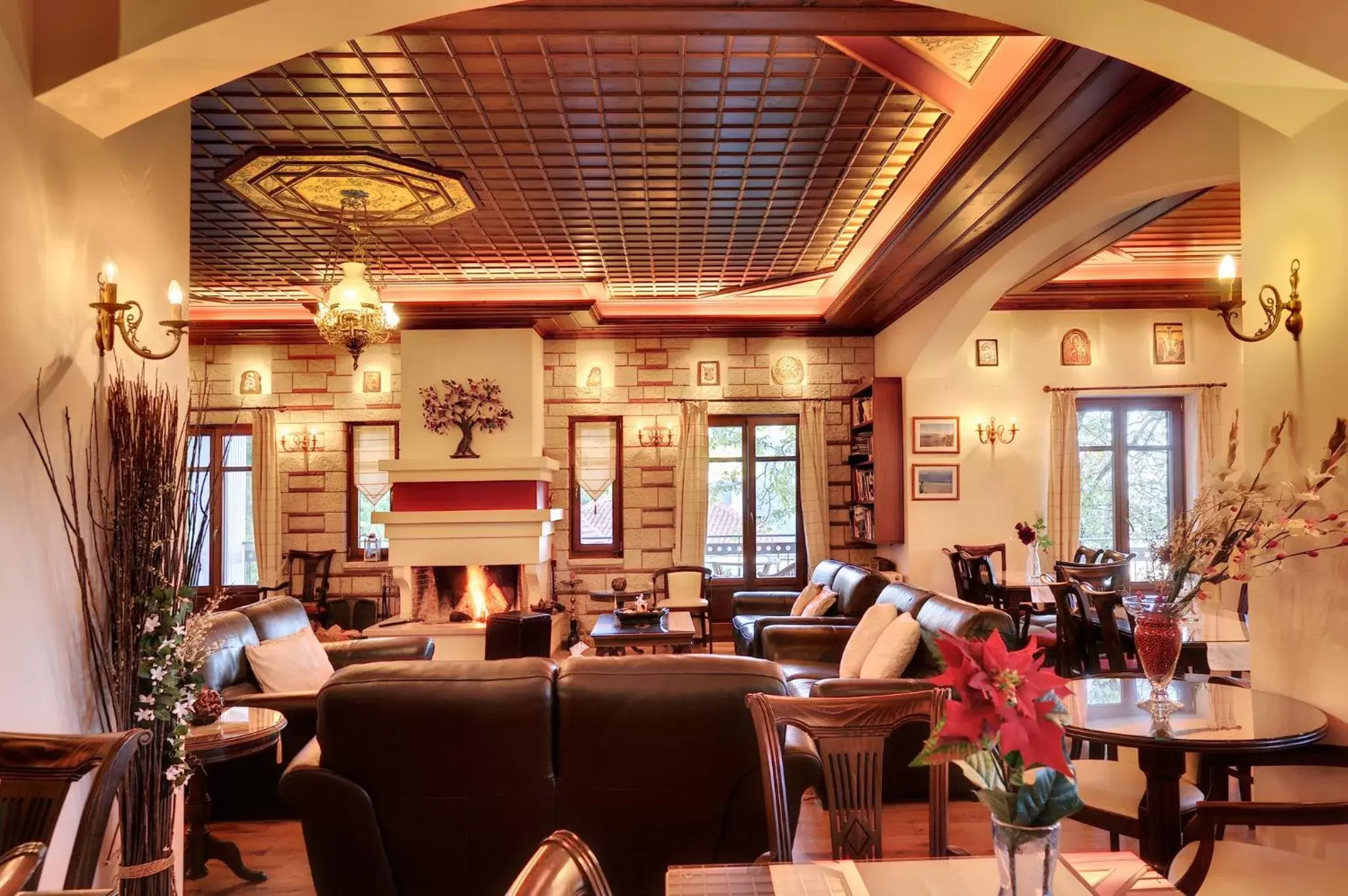 Lounge or bar, Restaurant/Places to Eat in Konitsa Mountain Hotel