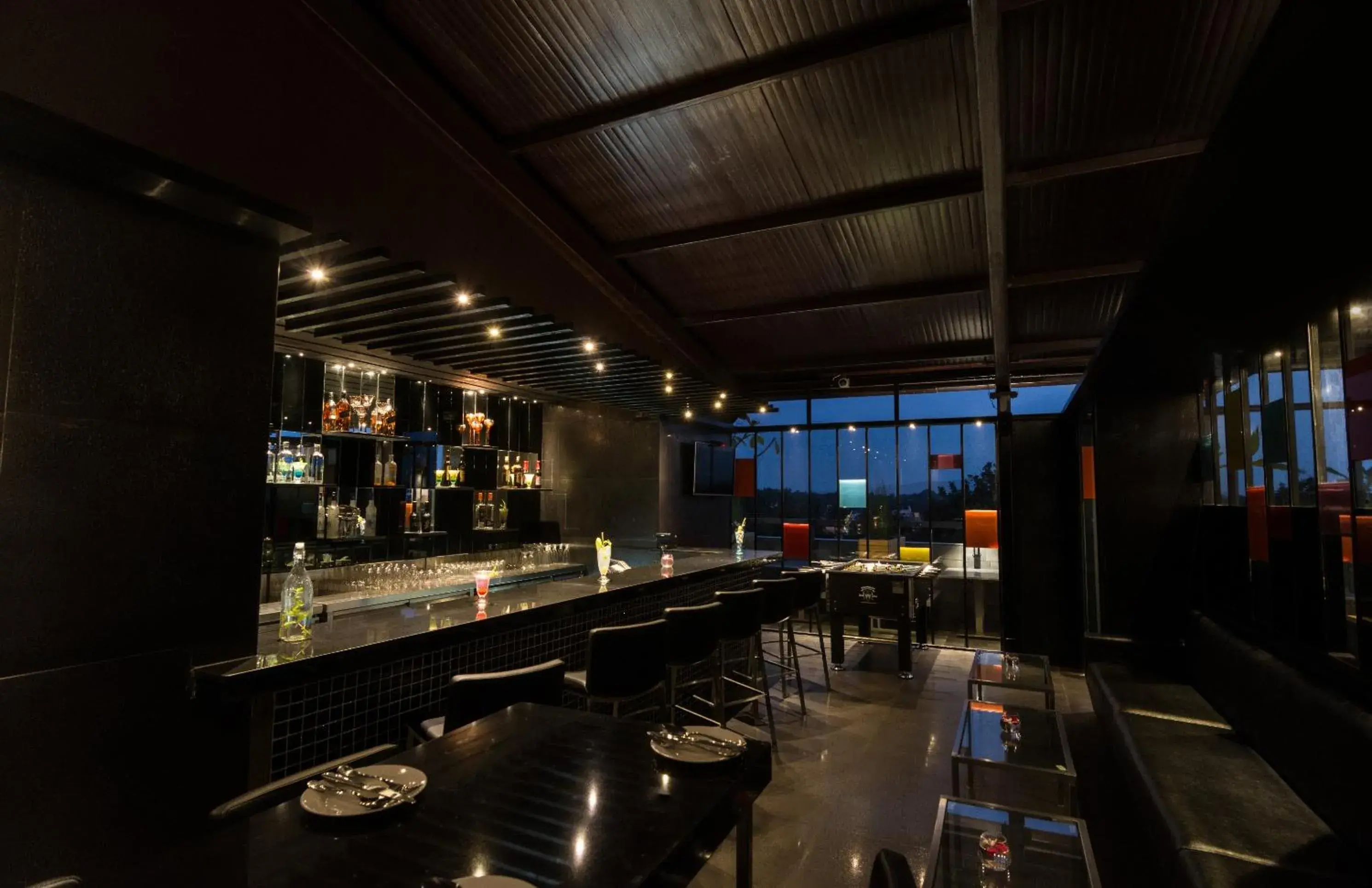 Lounge or bar in Roopa Elite Lounge or bar in Roopa Elite