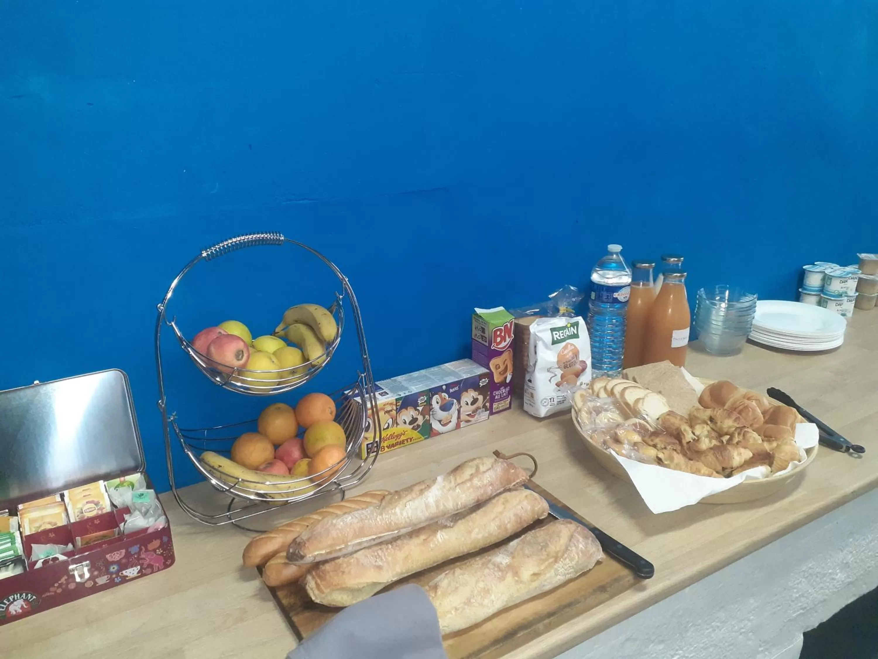 Food in CHAMBRES D'HOTES DANS DOMAINE DE CHARME A EPERNAY