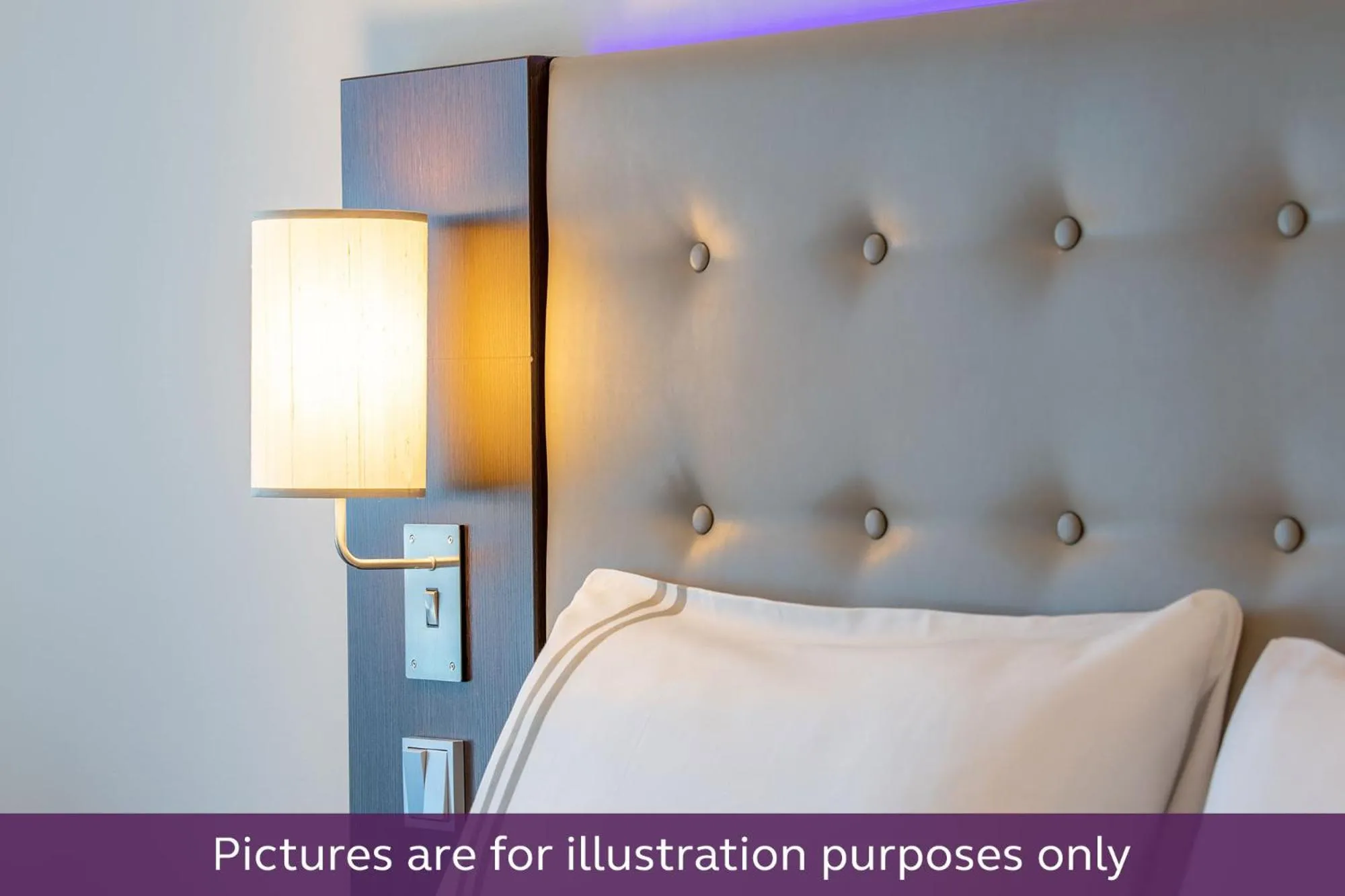 Bed in Premier Inn Nürnberg City Nordost