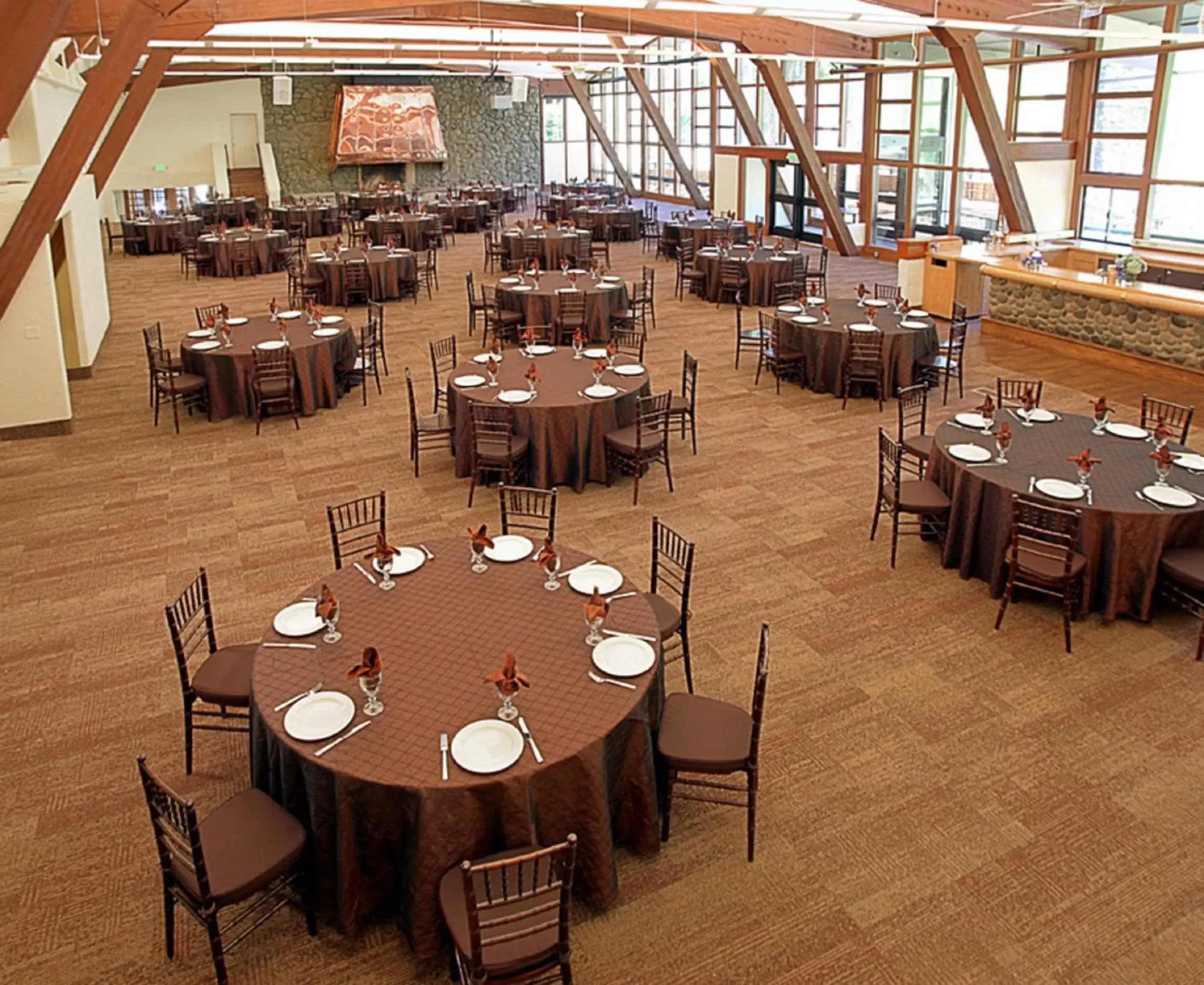 Banquet/Function facilities, Restaurant/Places to Eat in The Village at Palisades Tahoe