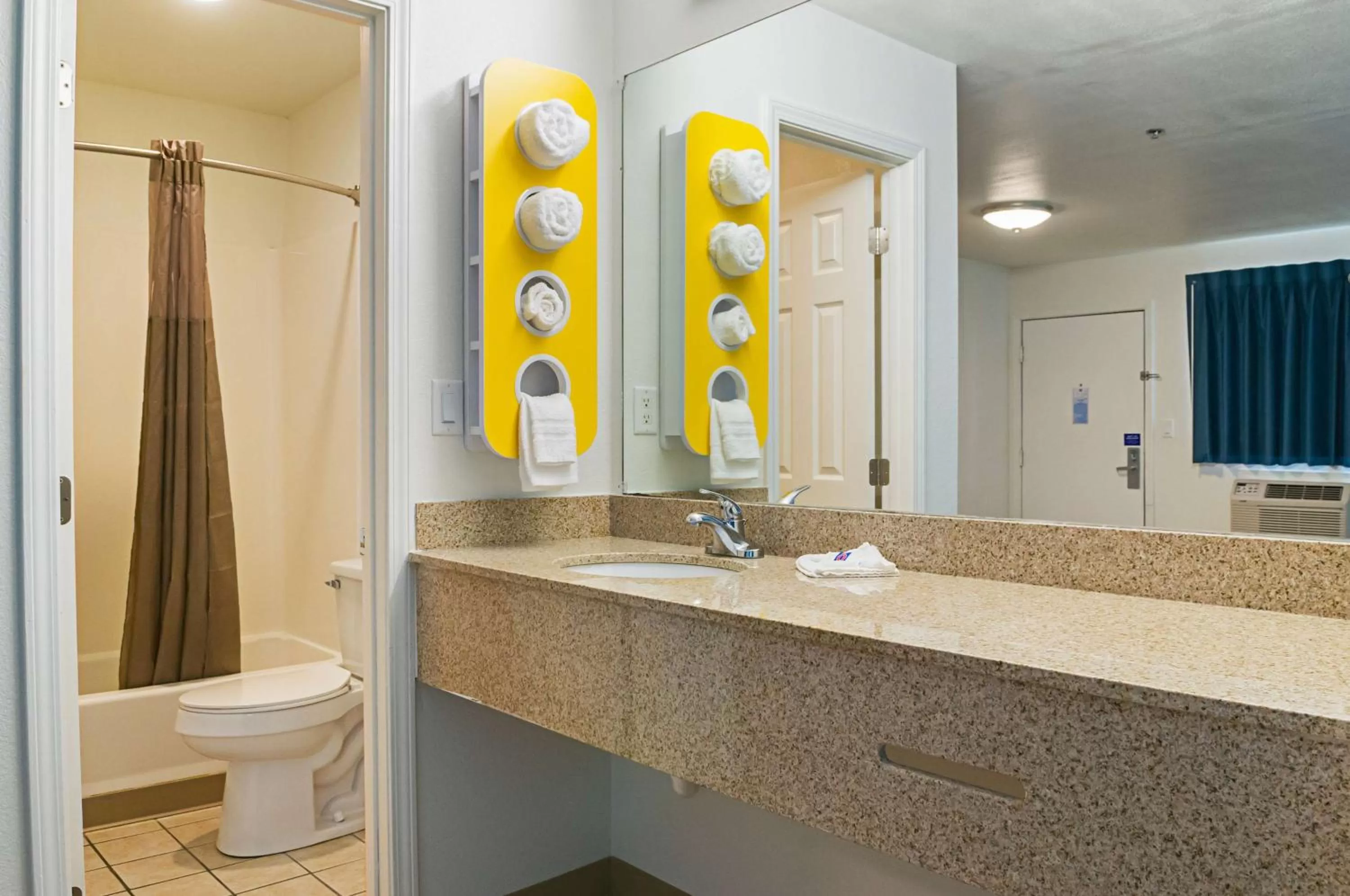 Bathroom in Motel 6-Bay Saint Louis, MS