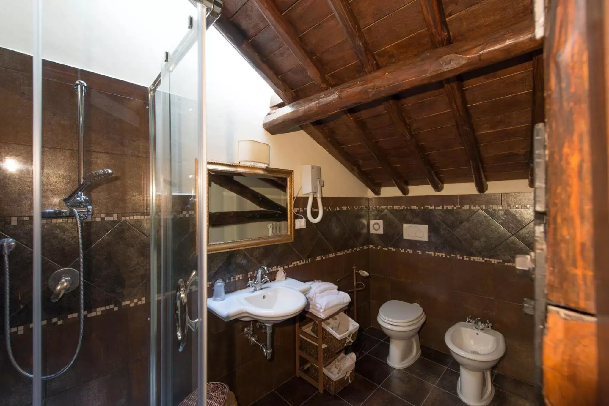 Bathroom in Borgo Antico Resort