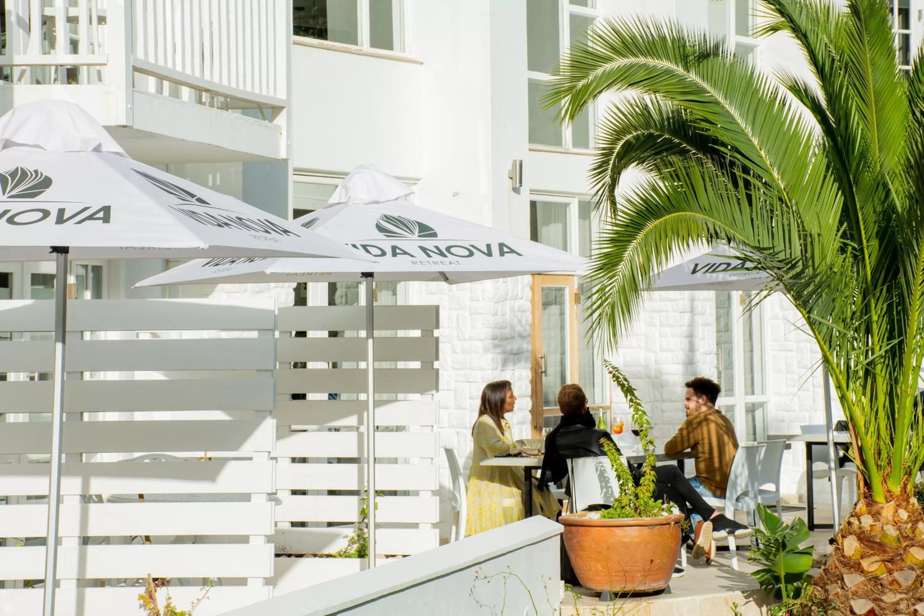 Seating area in Vida Nova Retreat