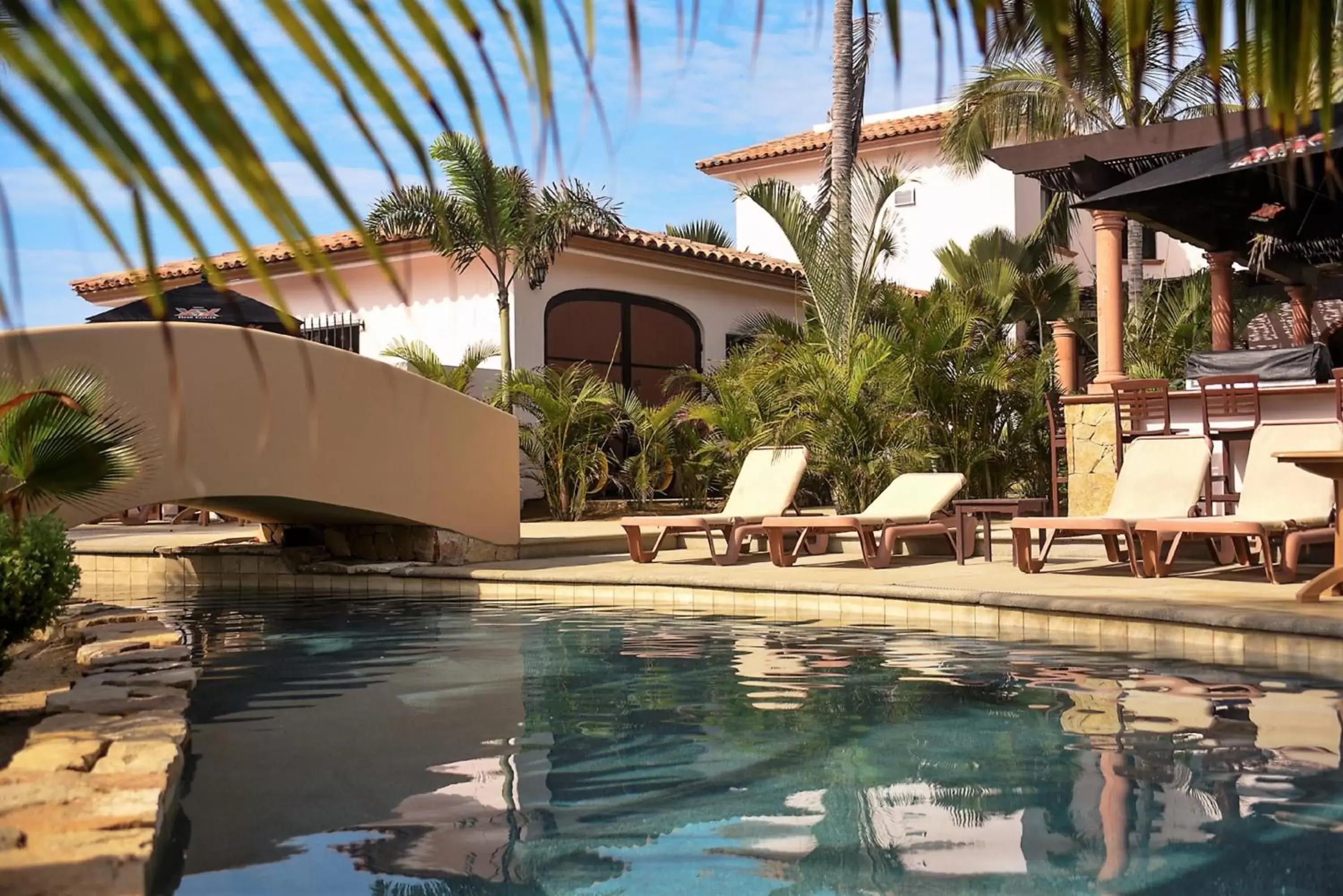 Swimming Pool in Cerritos Beach Inn