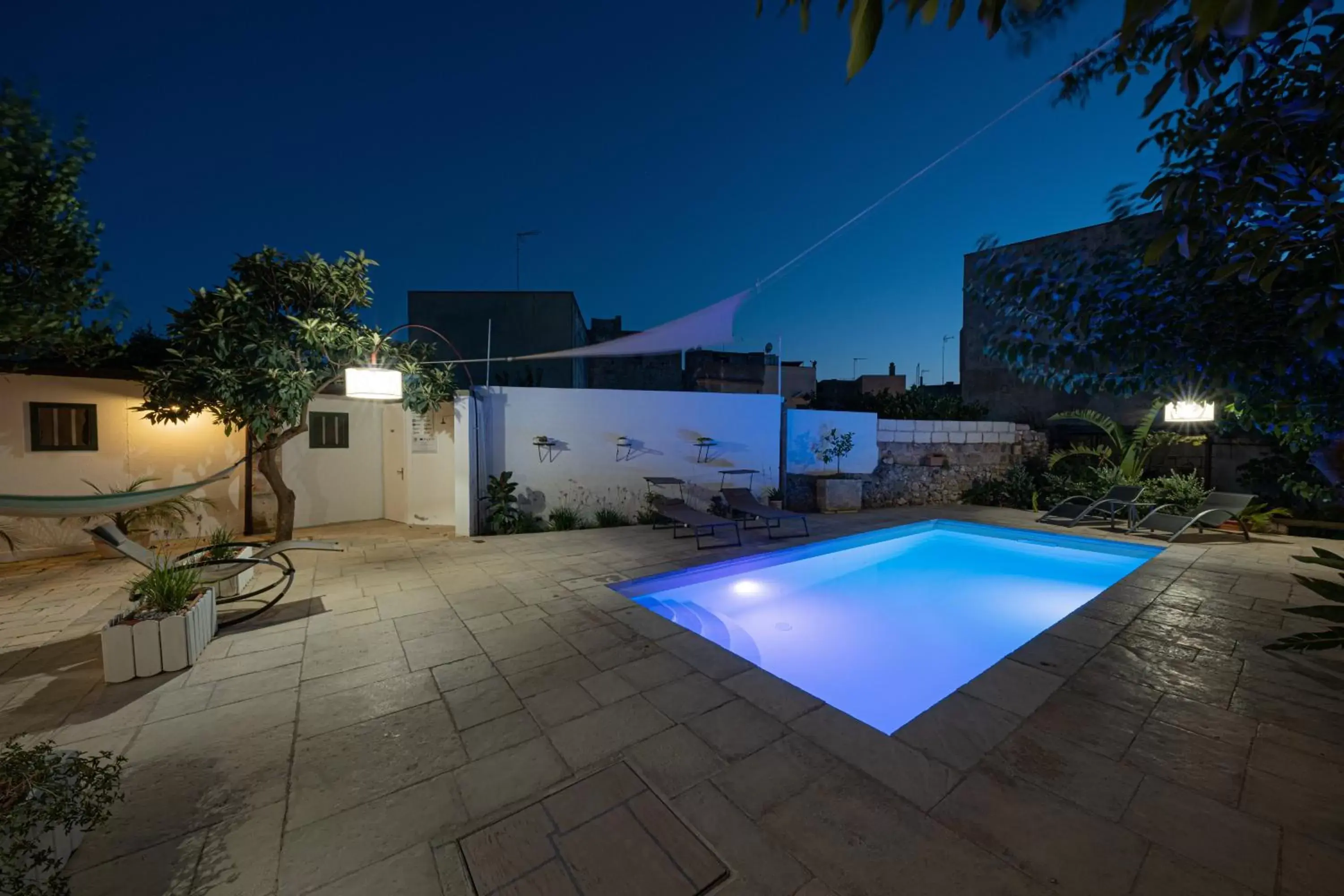 Swimming Pool in B&B Palazzo la Traja