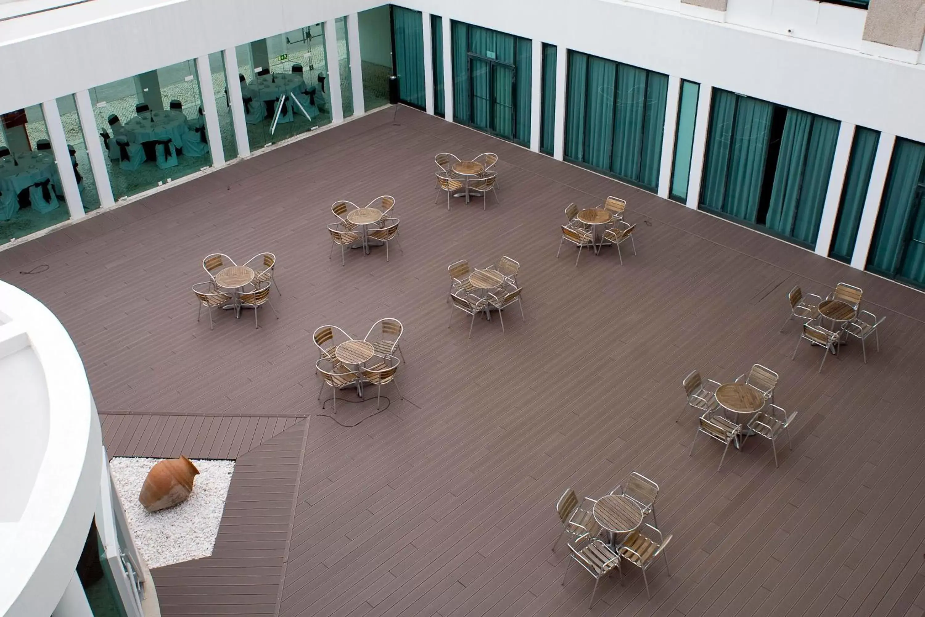 Patio in Leziria Parque Hotel