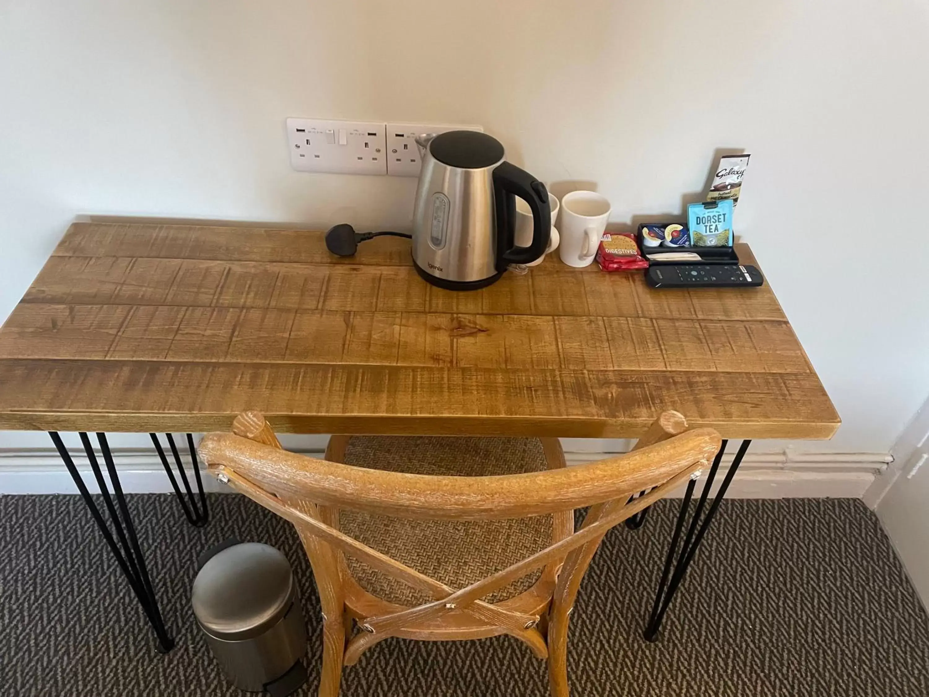 Coffee/tea facilities in The Bull Hotel