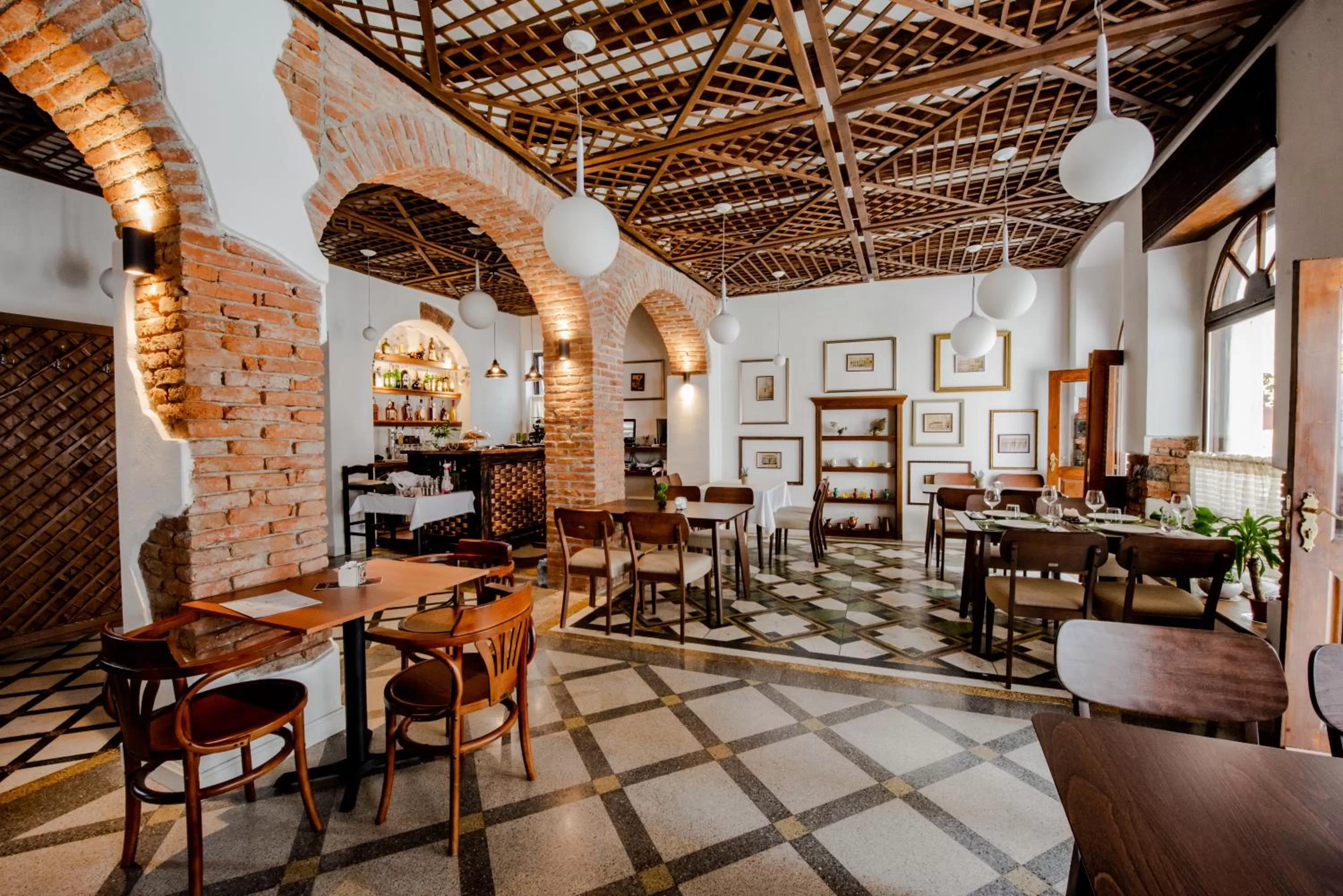 Restaurant/Places to Eat in Hotel Loredano