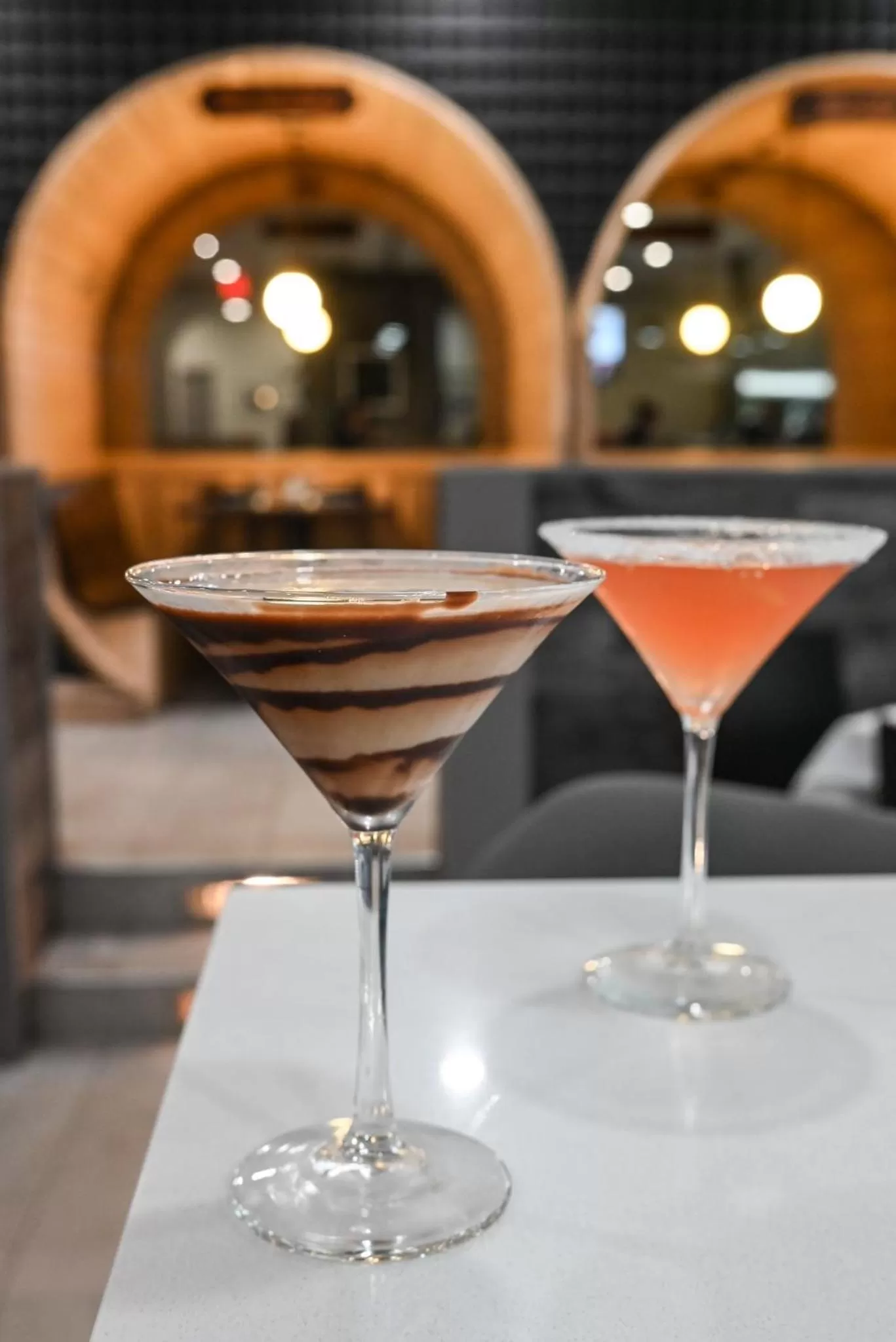 Lounge or bar in Holiday Inn Cleveland-Mayfield by IHG