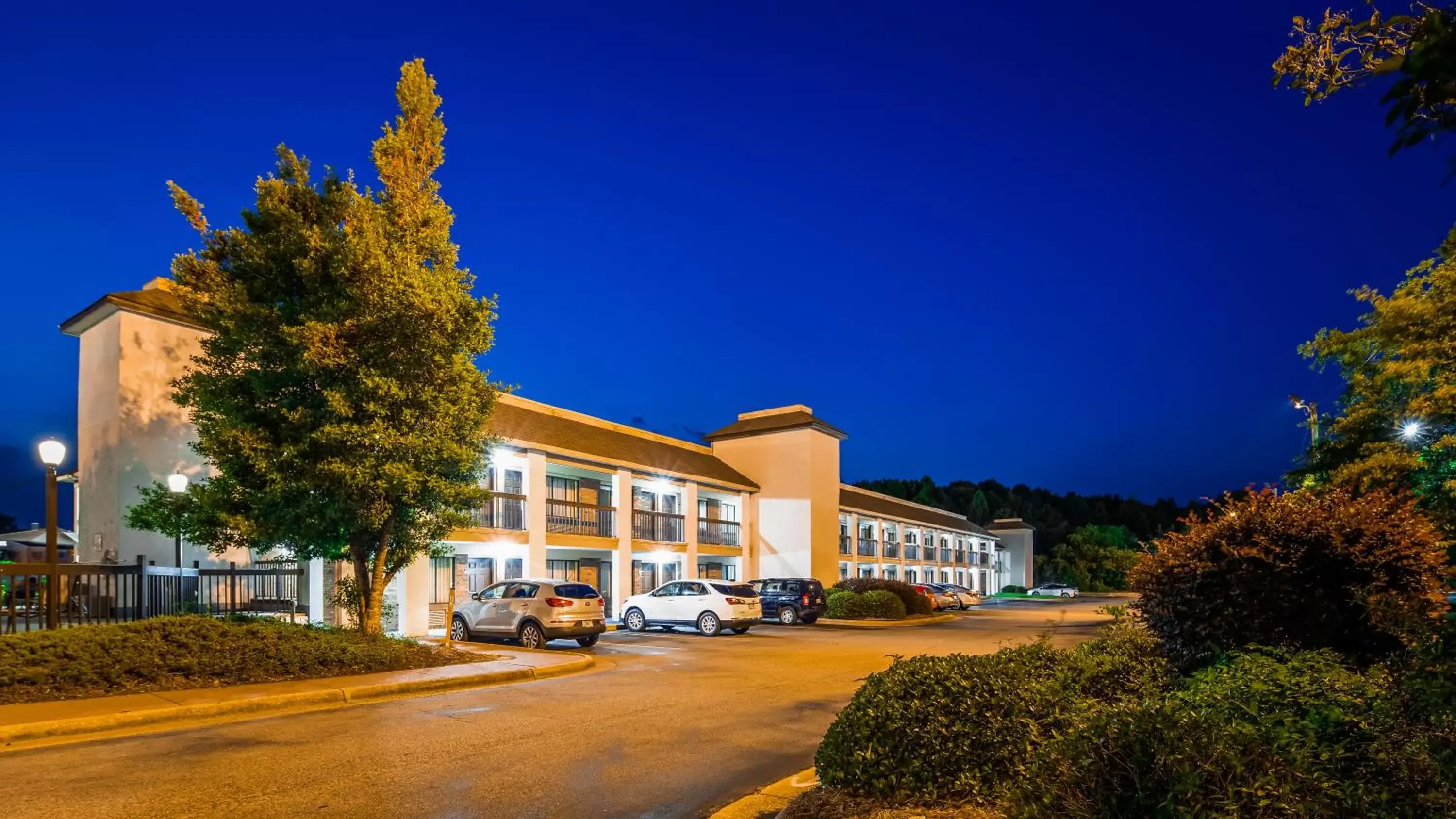 Street view, Property Building in SureStay Plus Hotel by Best Western Fayetteville