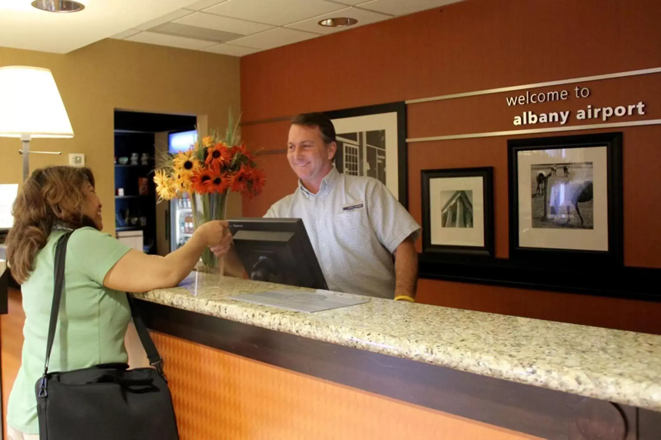 Lobby or reception, Lobby/Reception in Hampton Inn & Suites Albany-Airport