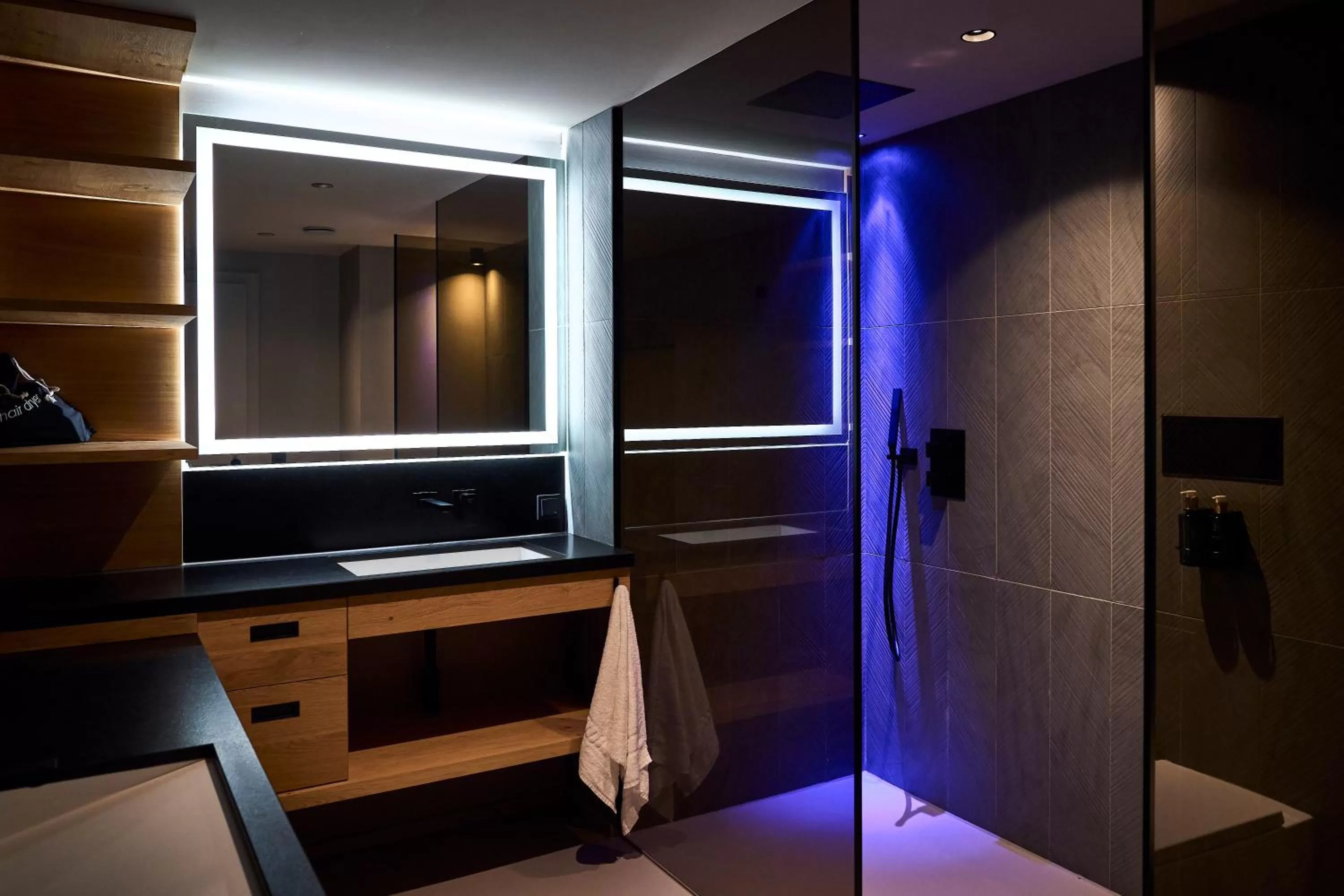 Bathroom in Aparthotel Chalina