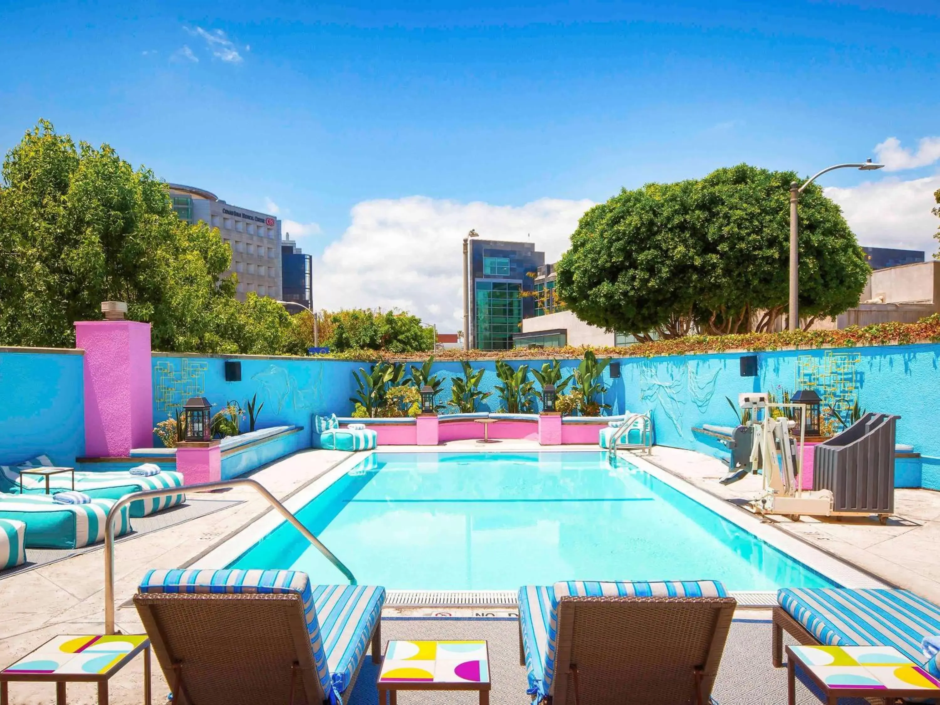 Pool view, Swimming Pool in Hotel Sofitel Los Angeles at Beverly Hills