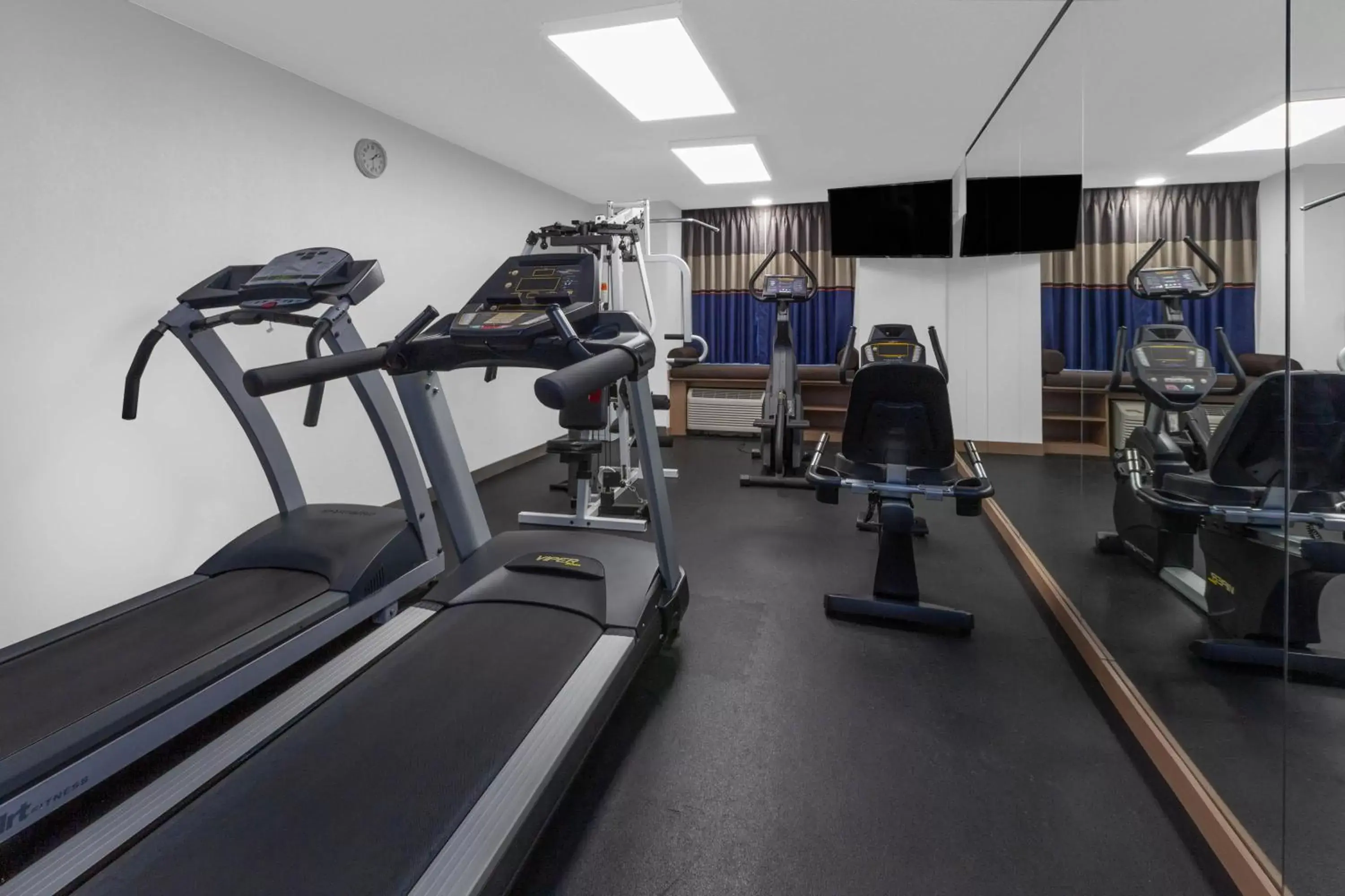 Fitness centre/facilities, Fitness Center/Facilities in Microtel Inn Suite by Wyndham BWI Airport