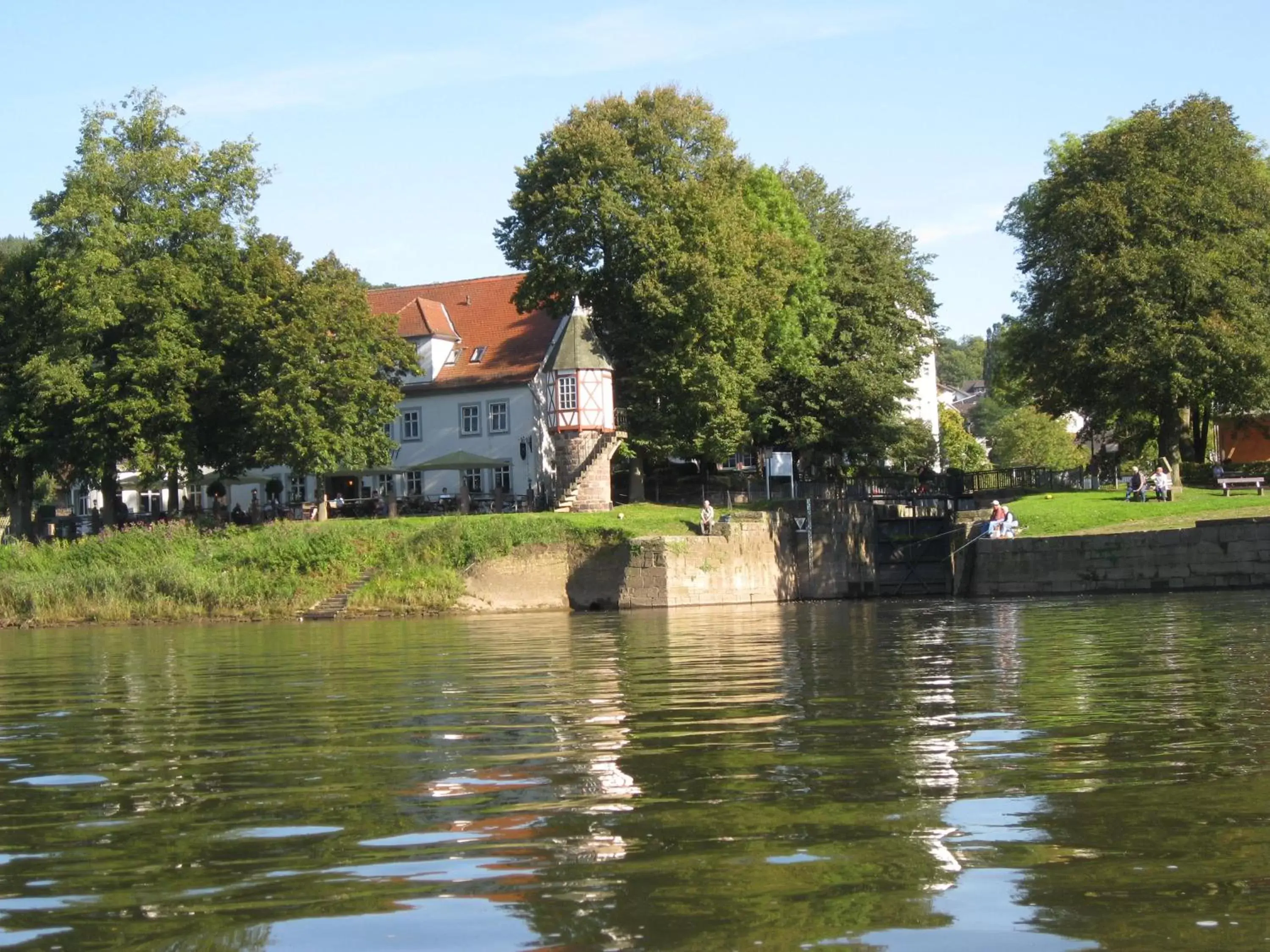 Property building, Swimming Pool in Zum Weserdampfschiff